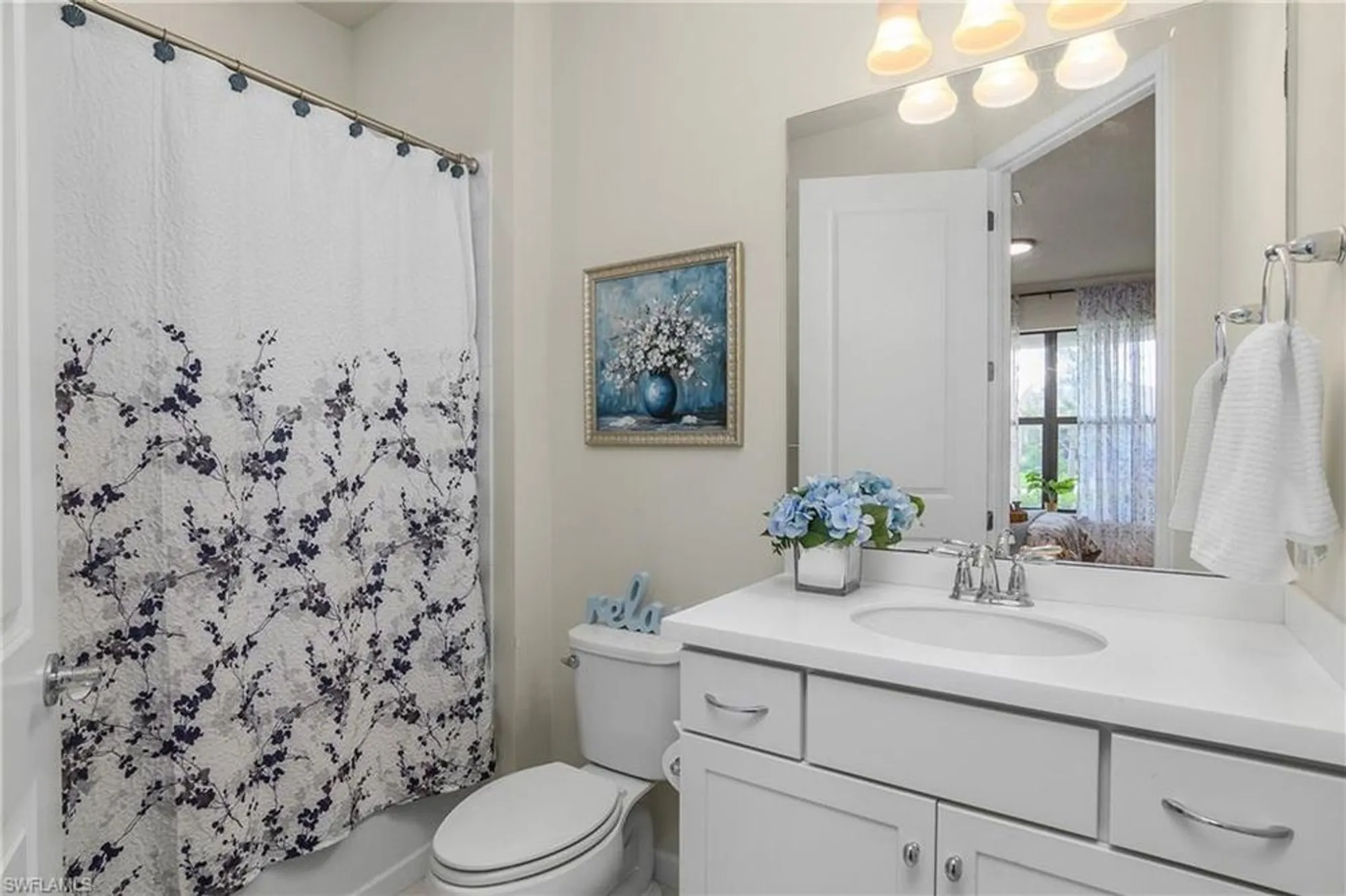 Property Slideshow image 20 of 50 | 17628 kinzie ln, Estero, FL, 33928