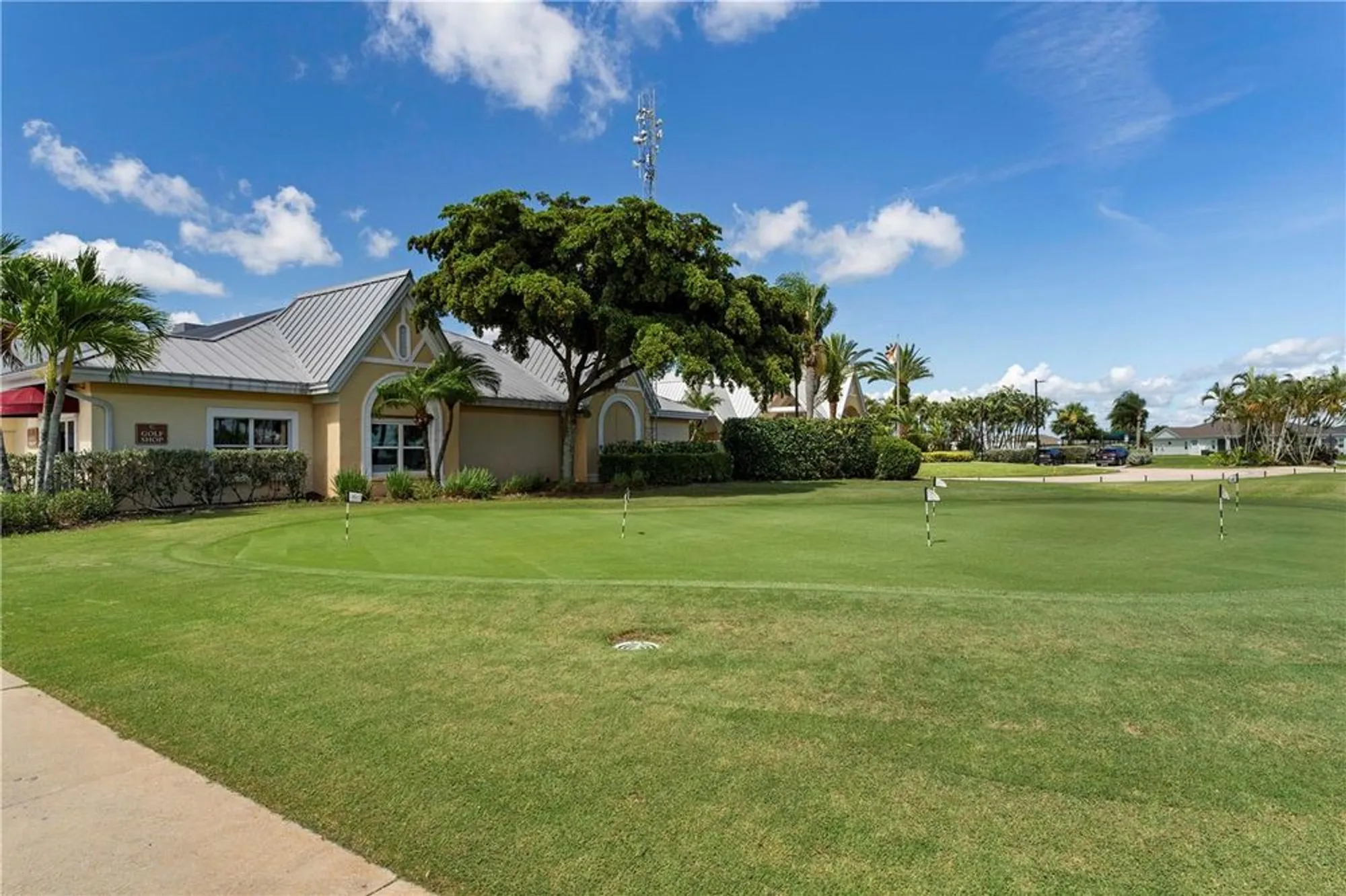 Property Slideshow image 58 of 64 | 1676 palace ct, Punta Gorda, FL, 33980