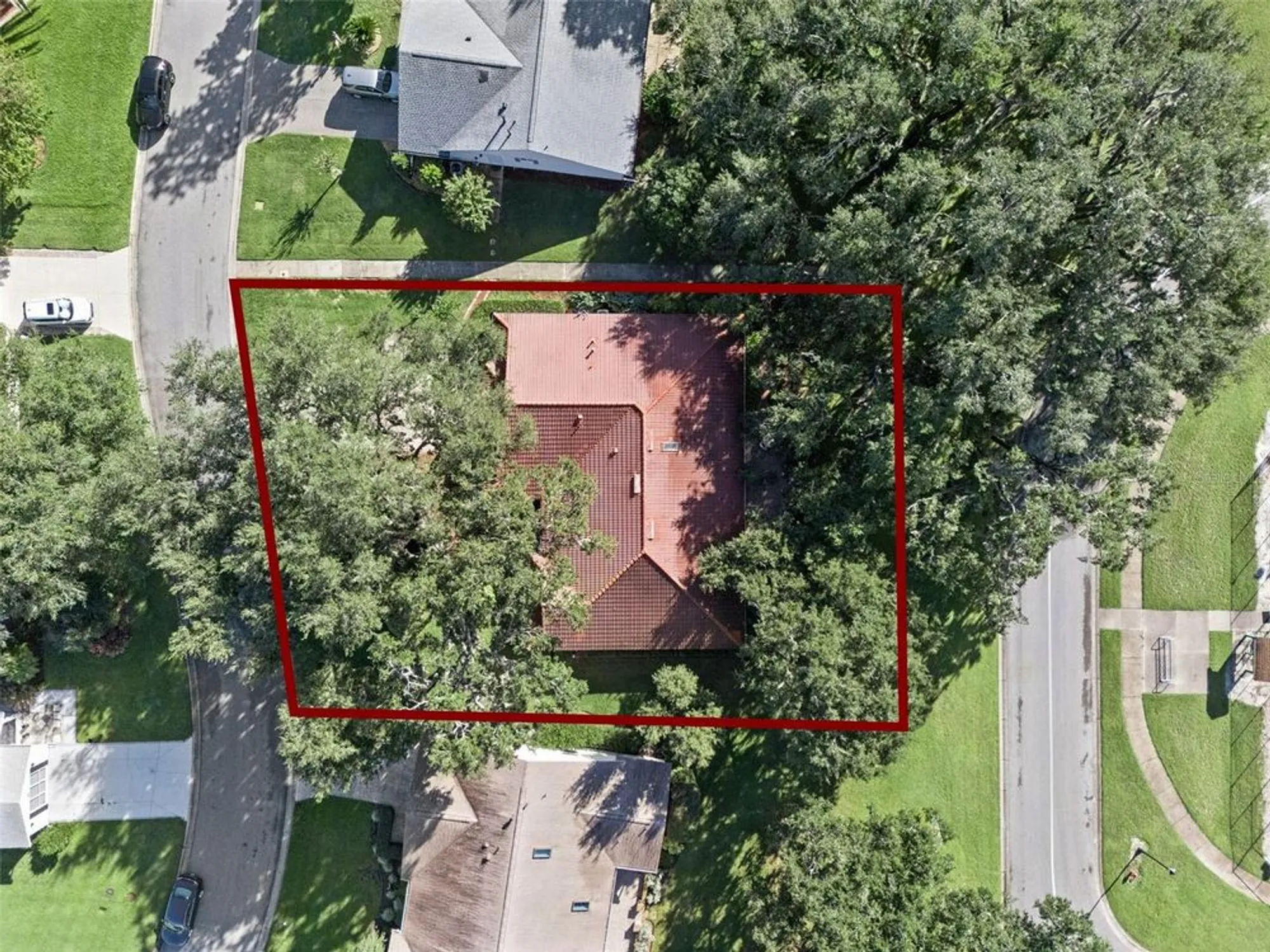 Property Slideshow image 43 of 86 | 5609 rosewall cir, Leesburg, FL, 34748