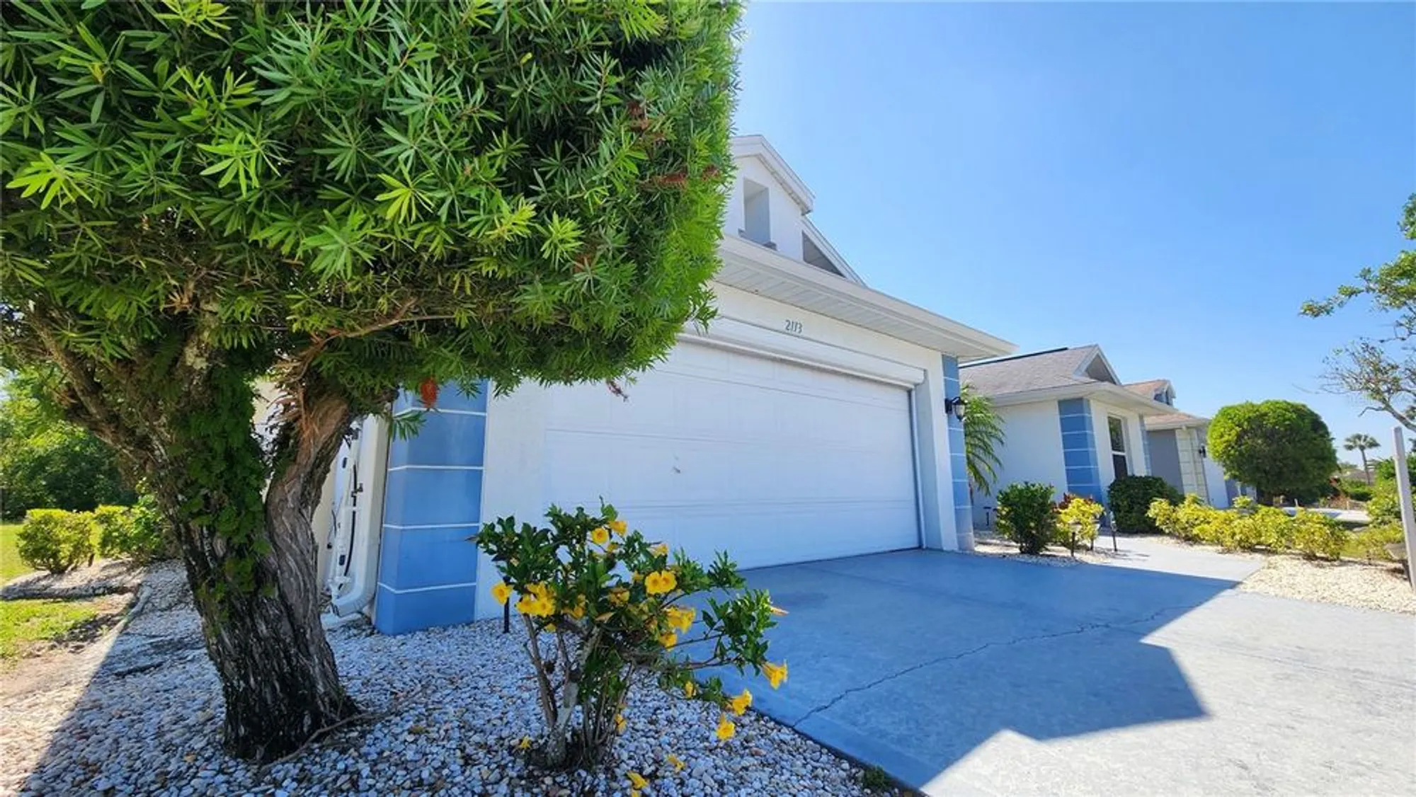 Property Slideshow image 49 of 60 | 2113 e del webb blvd, Sun City Center, FL, 33573