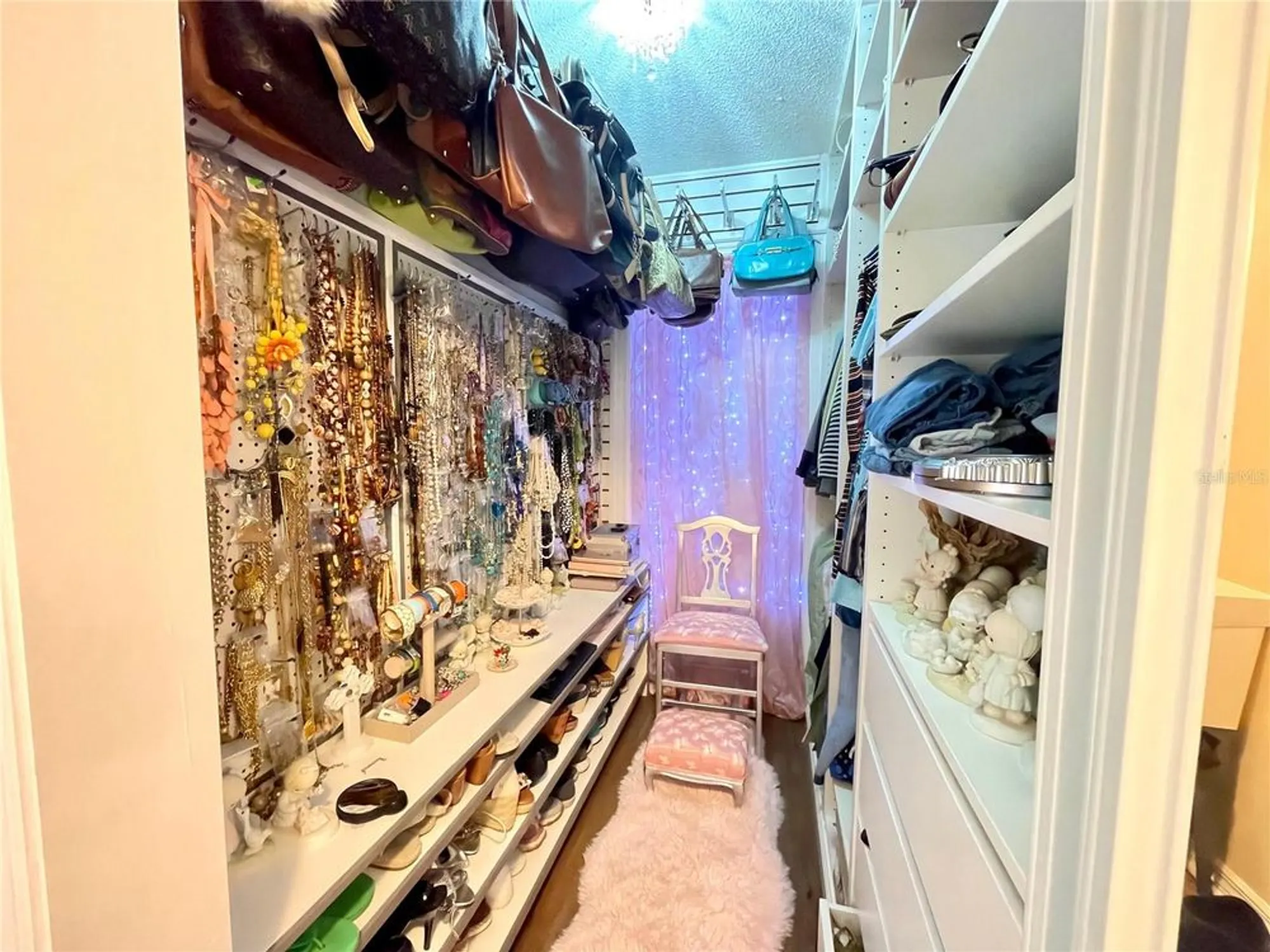 Property Slideshow image 29 of 45 | 6323 silver lakes dr, Lakeland, FL, 33810