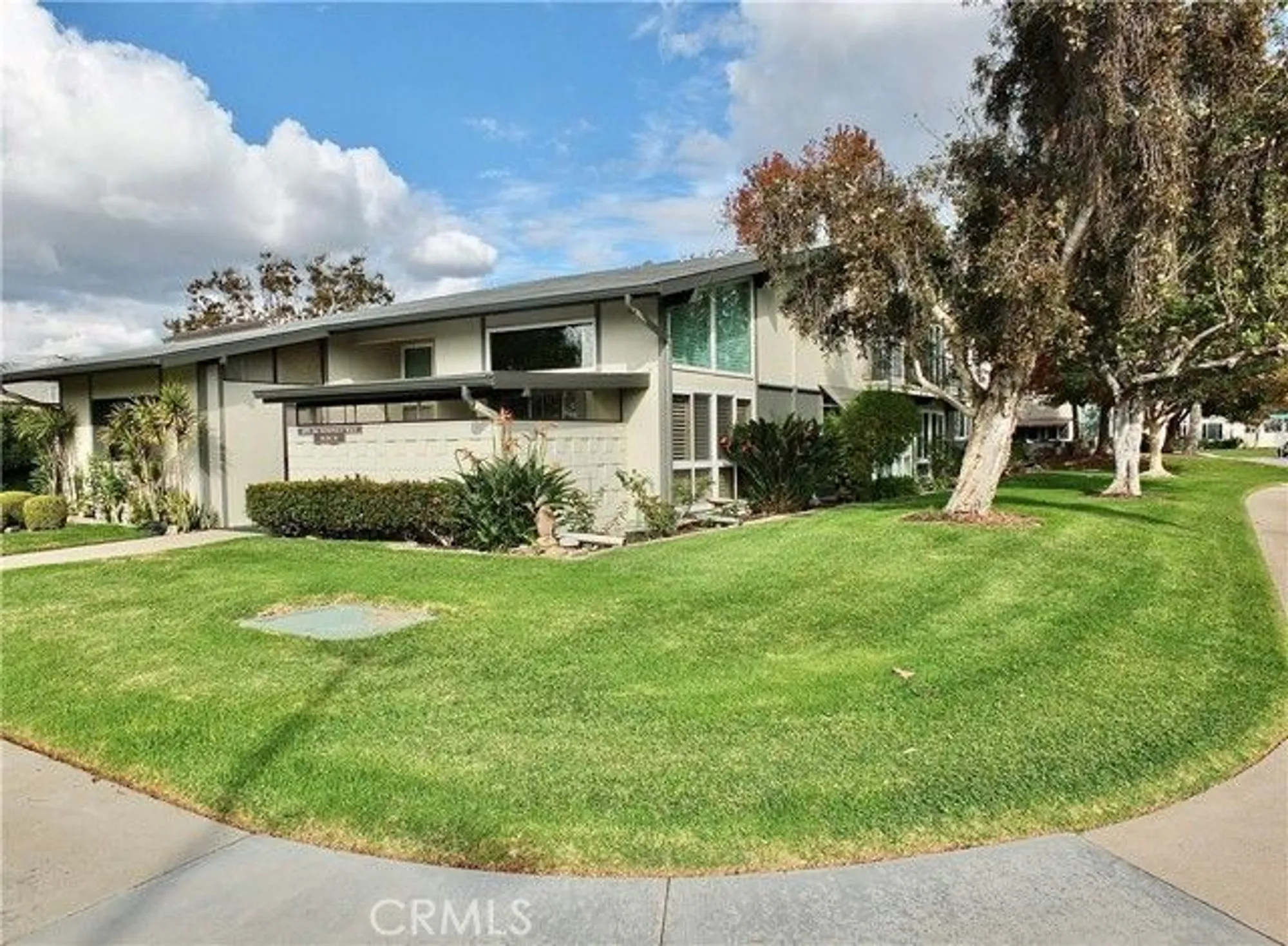 Property Slideshow image 1 of 66 | 1891 mckinney way apt 26b, Seal Beach, CA, 90740
