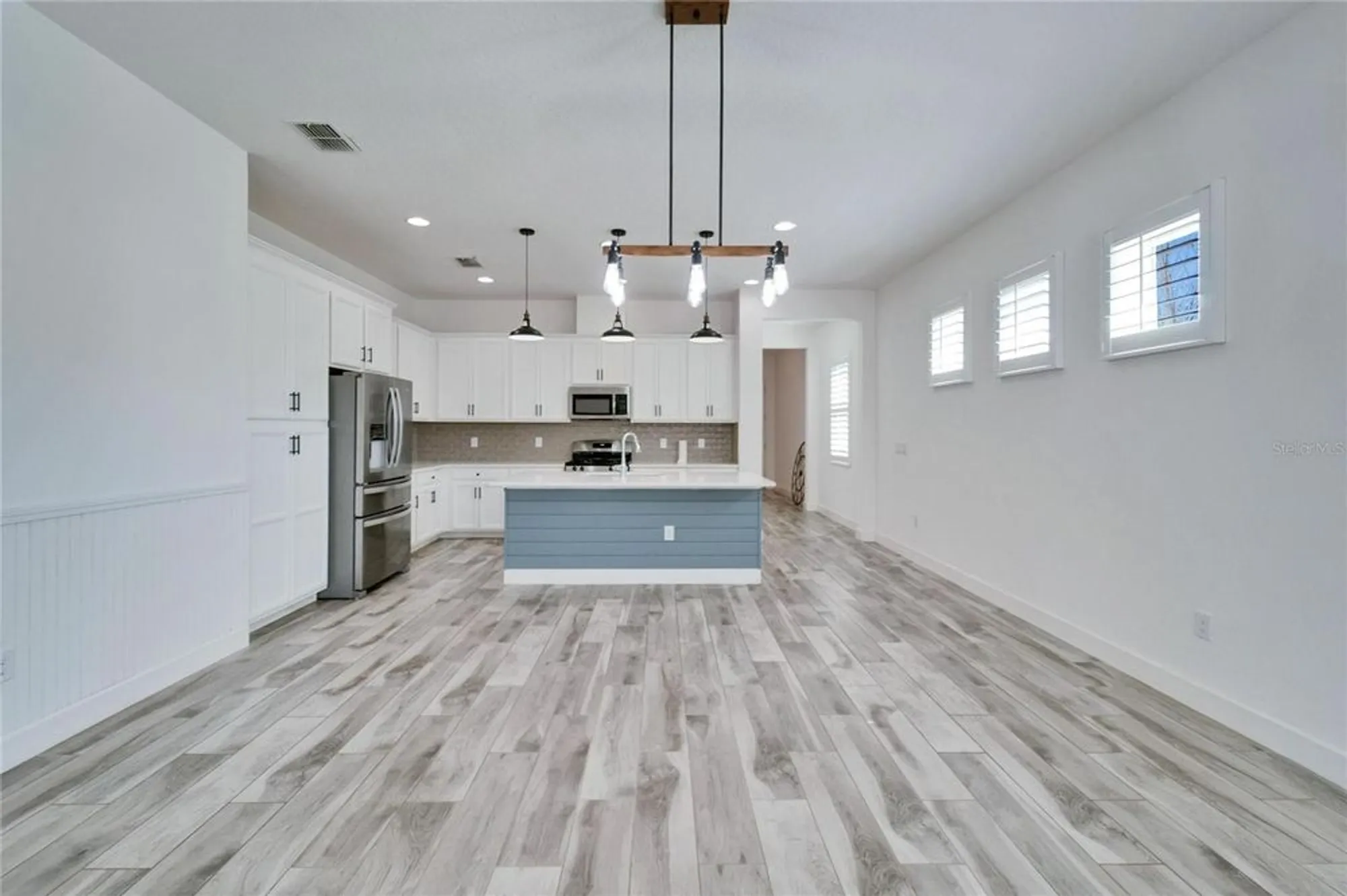 Property Slideshow image 7 of 61 | 729 winterside dr, Apollo Beach, FL, 33572