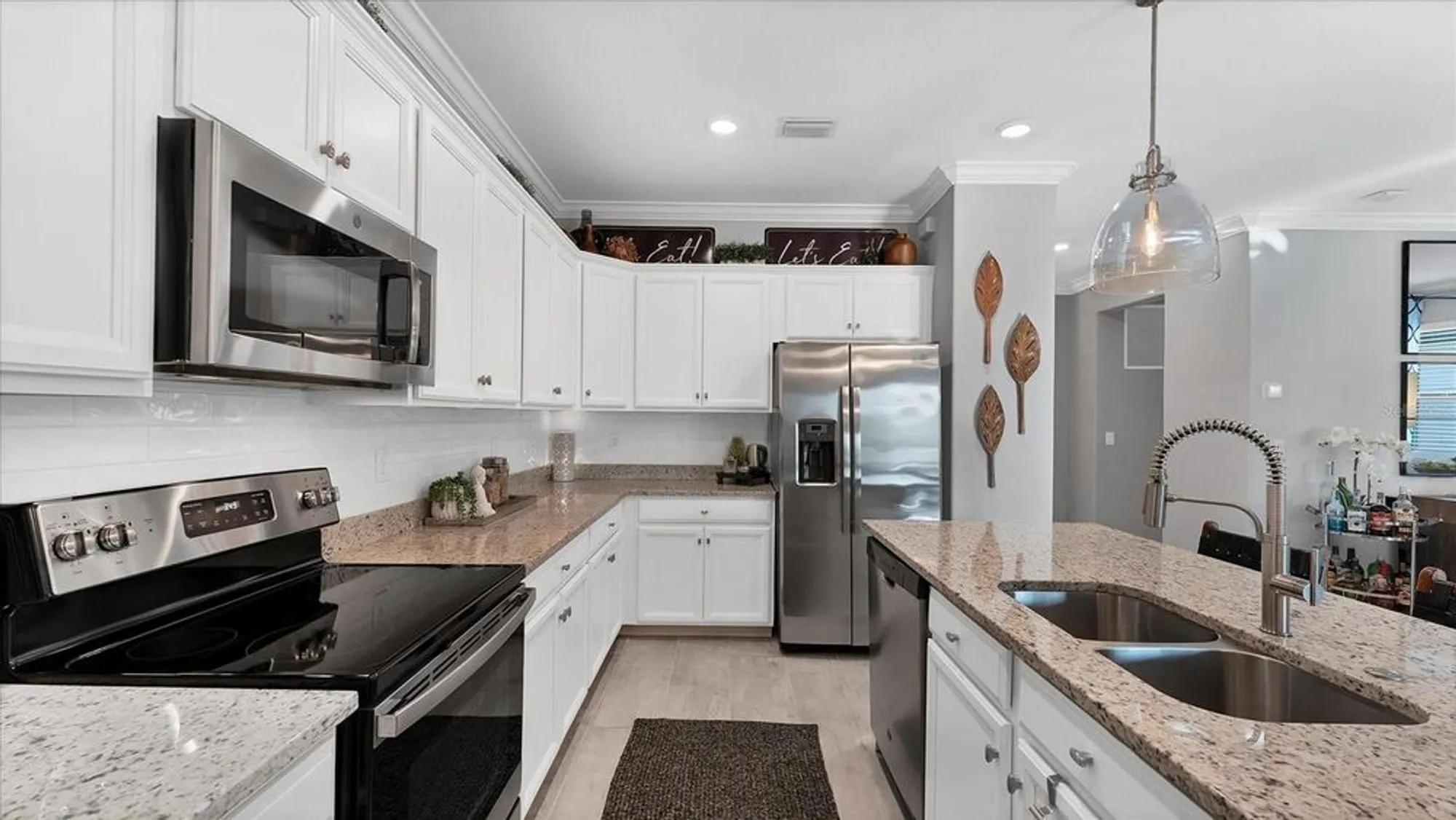 Property Slideshow image 20 of 91 | 10113 colubrina dr, Venice, FL, 34293