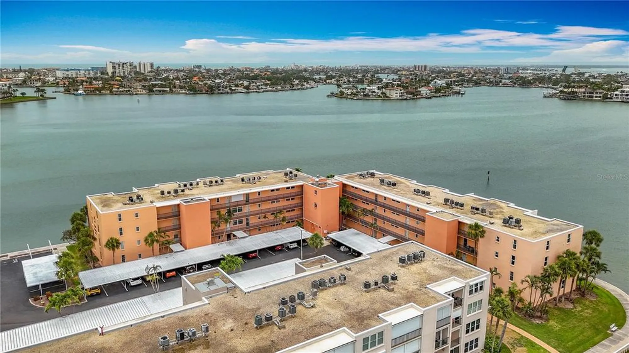 Property Slideshow image 48 of 57 | 7665 sun island dr 206, South Pasadena, FL, 33707