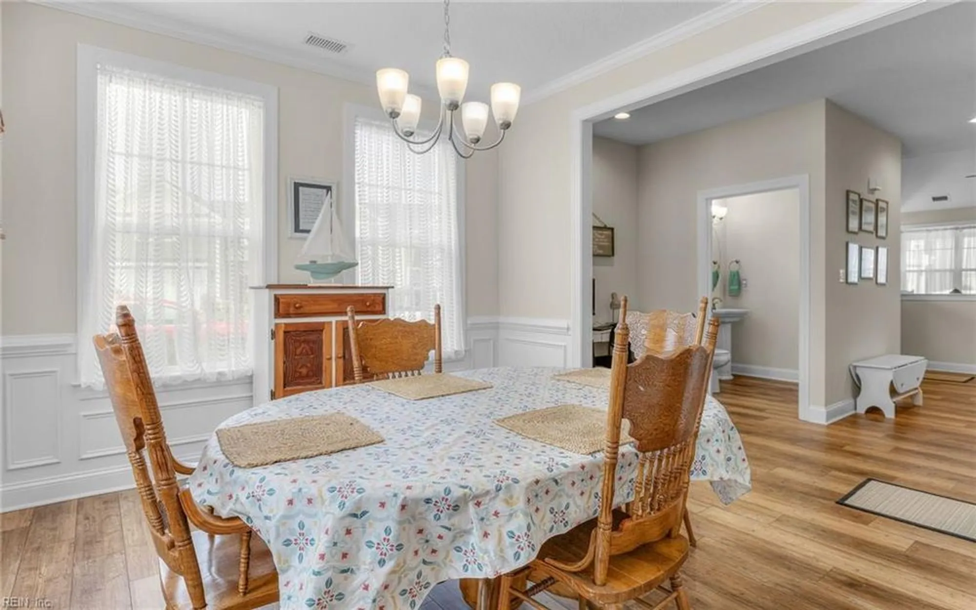 Property Slideshow image 20 of 50 | 4639 longleaf pl, Chesapeake, VA, 23321