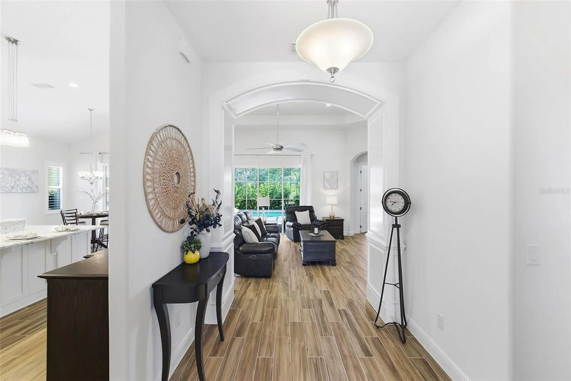 Property Slideshow image 4 of 47 | 39500 hillrise ln, Lady Lake, FL, 32159