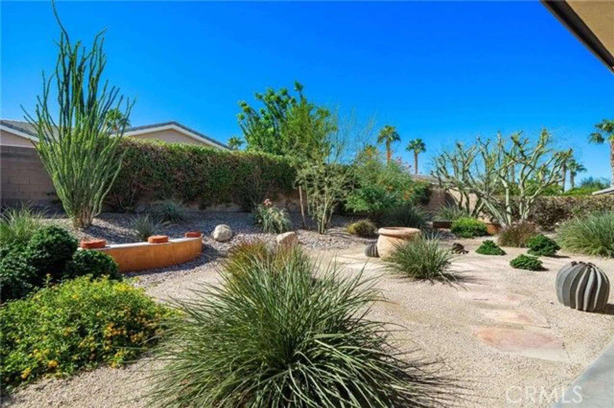 Property Slideshow image 23 of 35 | 60165 desert rose dr, La Quinta, CA, 92253