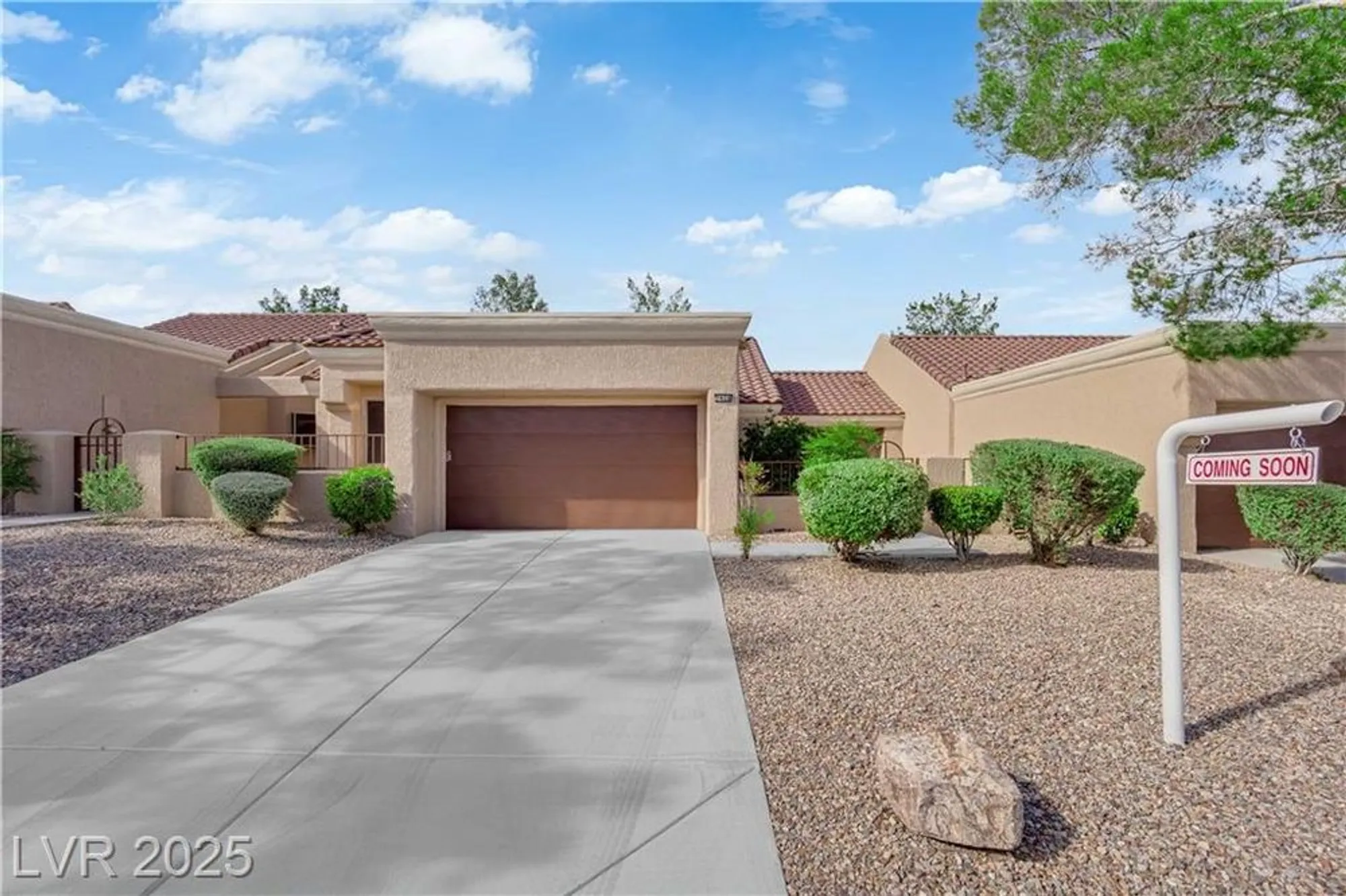 Property Slideshow image 4 of 40 | 9424 gold mountain dr, Las Vegas, NV, 89134