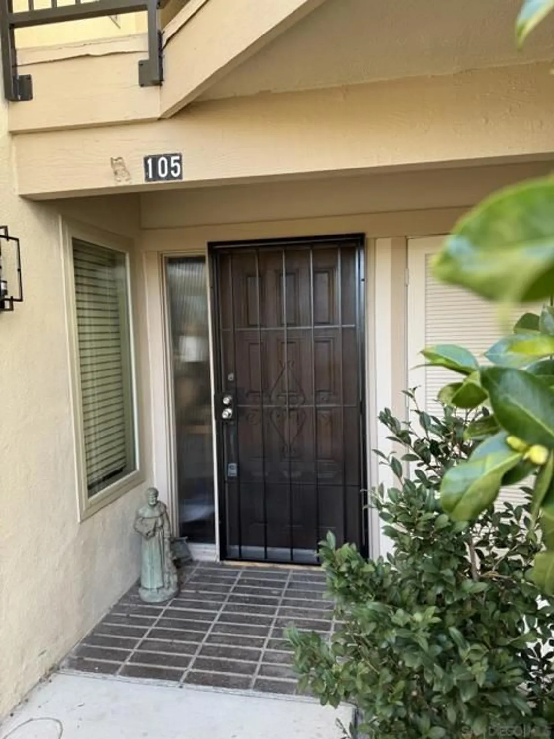 Property Slideshow image 1 of 1 | 17453 plaza cerado 105, San Diego, CA, 92128