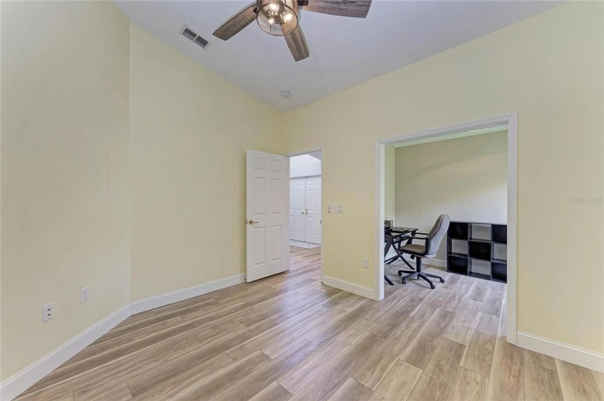 Property Slideshow image 35 of 50 | 7865 pine trace dr, Sarasota, FL, 34243