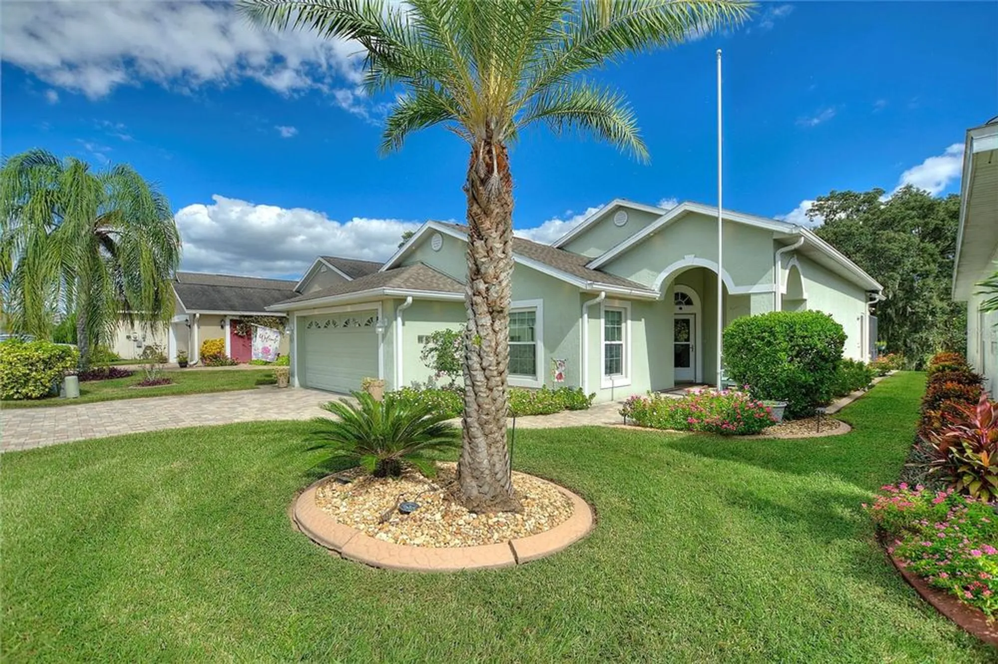 Property Slideshow image 31 of 61 | 537 ridge view dr, Davenport, FL, 33837