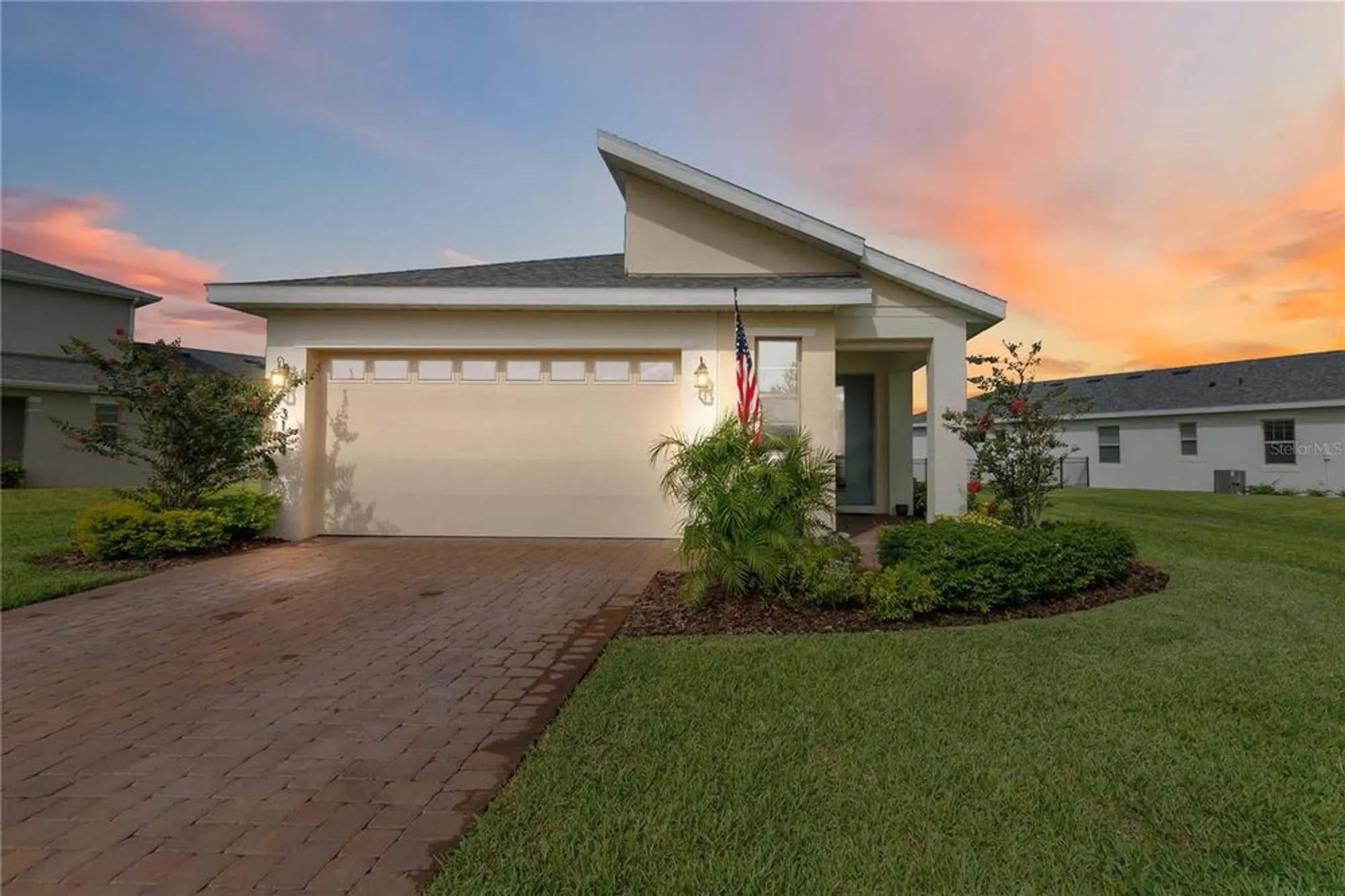 Property Slideshow image 3 of 32 | 3184 songbird cir, Harmony, FL, 34773