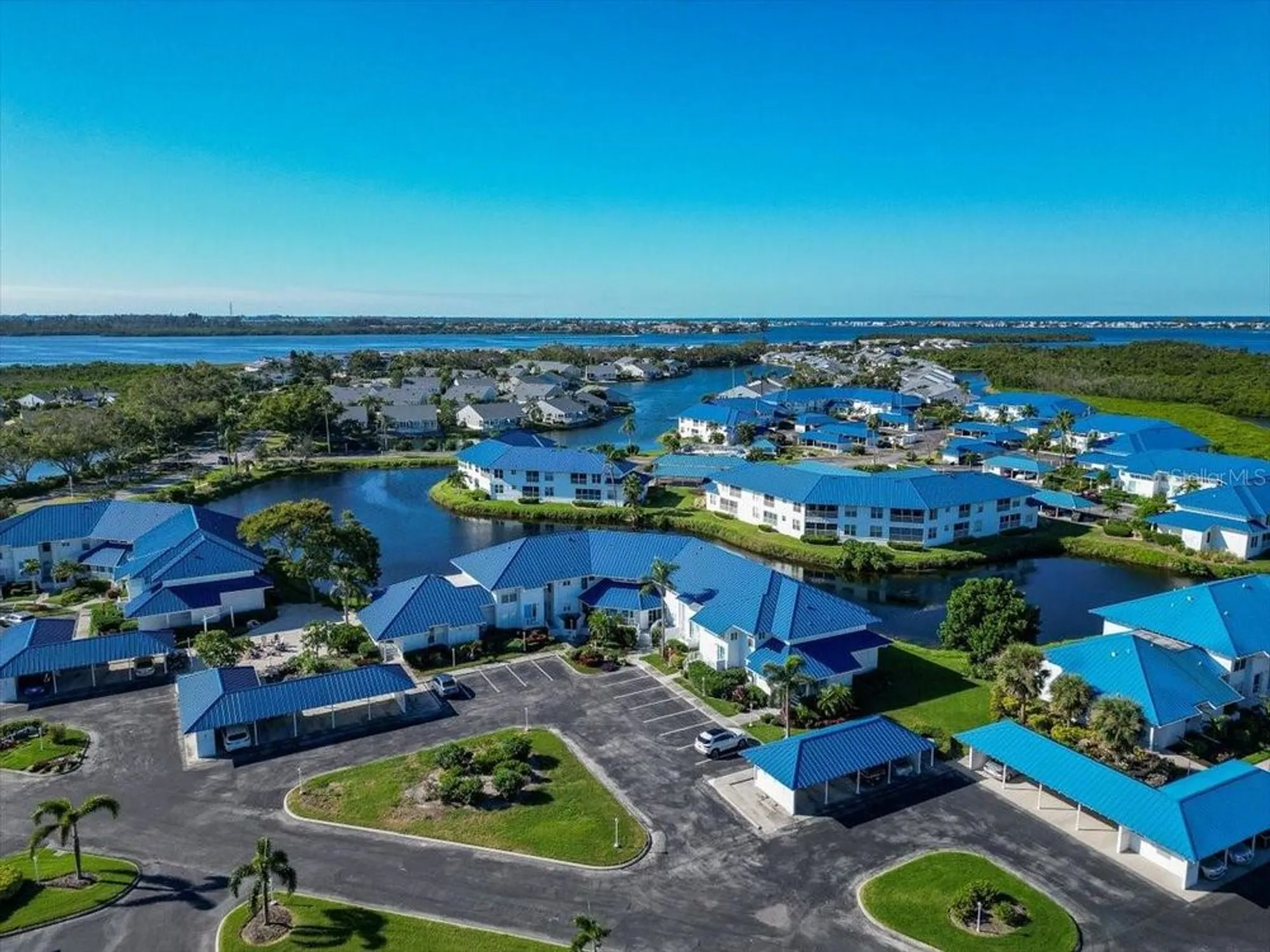 Property Slideshow image 32 of 56 | 841 audubon dr # 841, Bradenton, FL, 34209