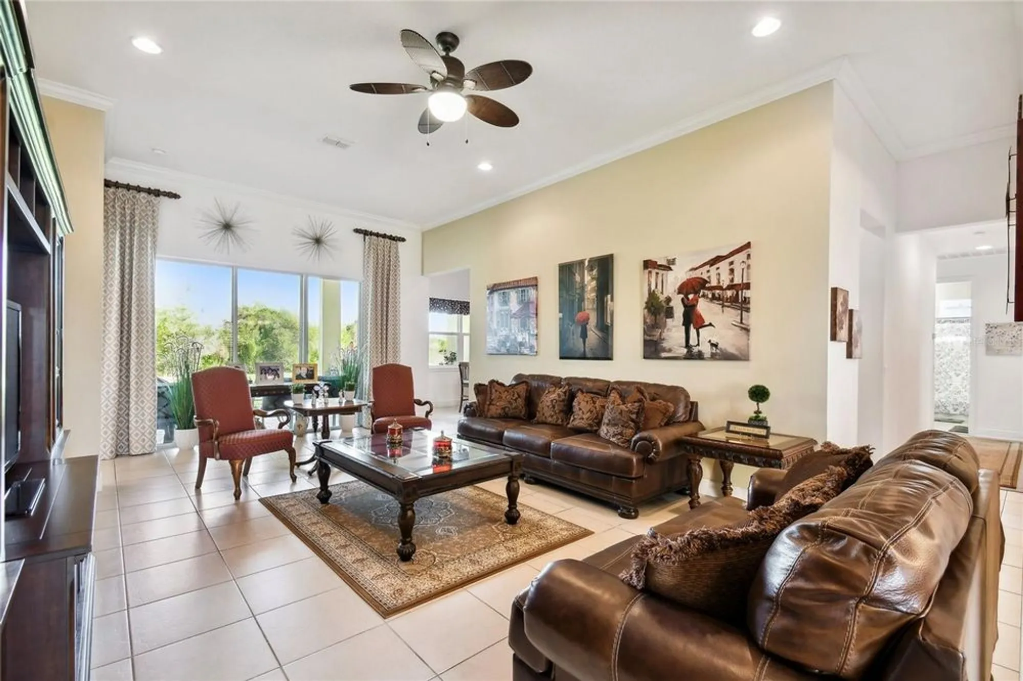 Property Slideshow image 3 of 54 | 804 san raphael st, Poinciana, FL, 34759