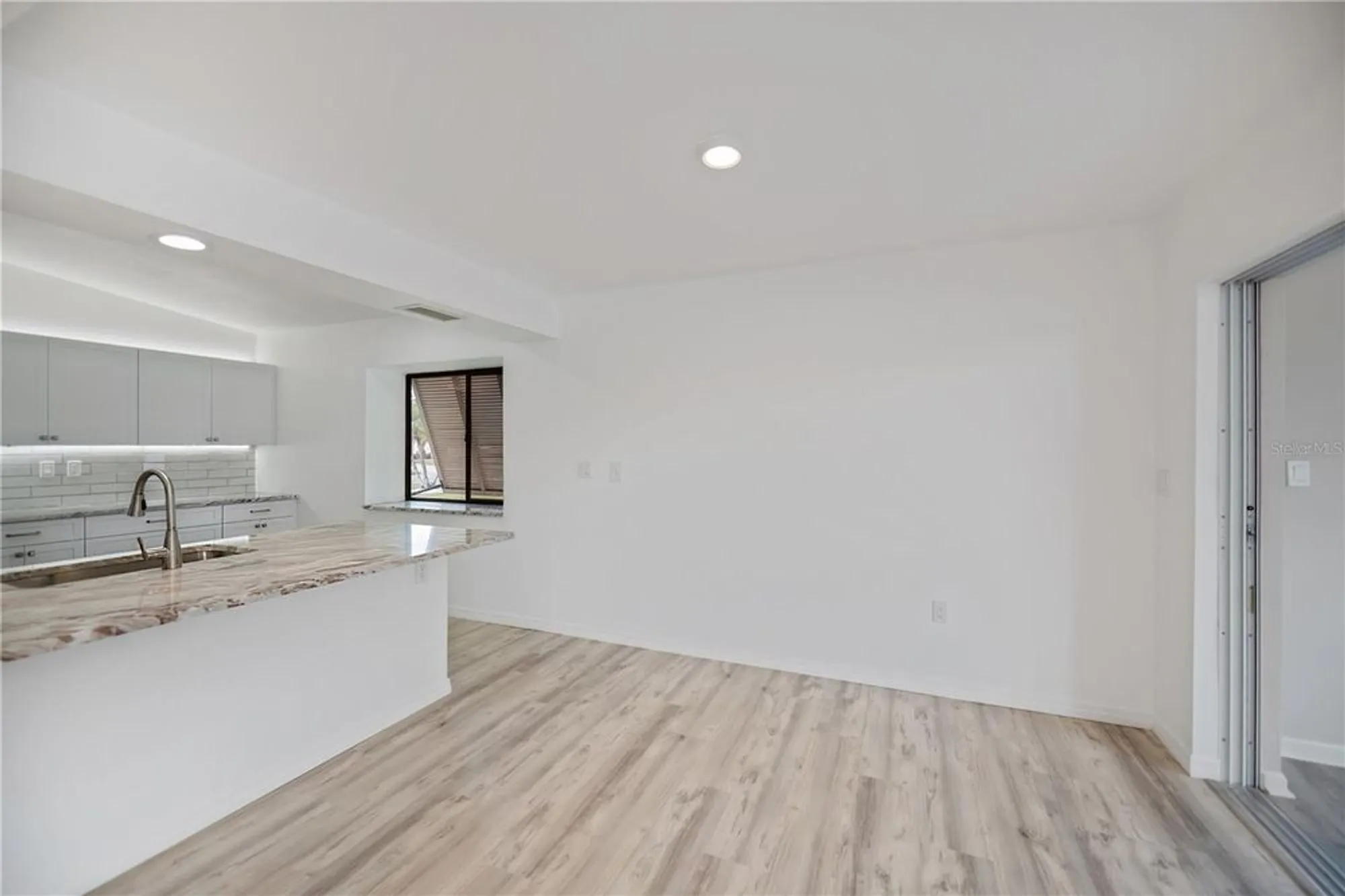 Property Slideshow image 17 of 58 | 425 cypress forest dr, Englewood, FL, 34223