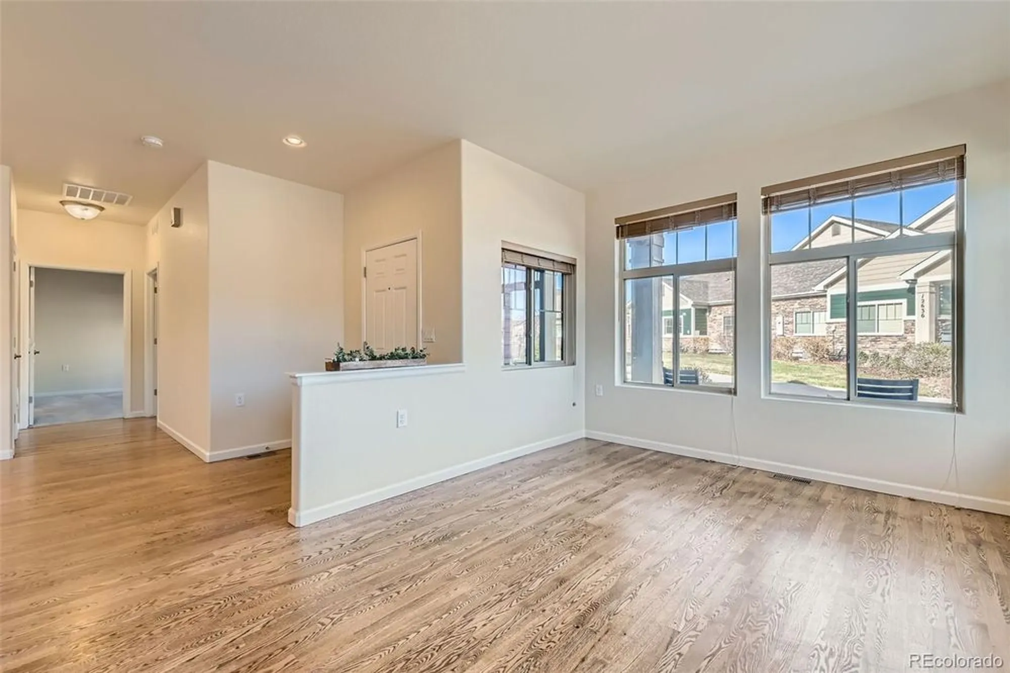 Property Slideshow image 12 of 33 | 12625 madison way, Thornton, CO, 80241