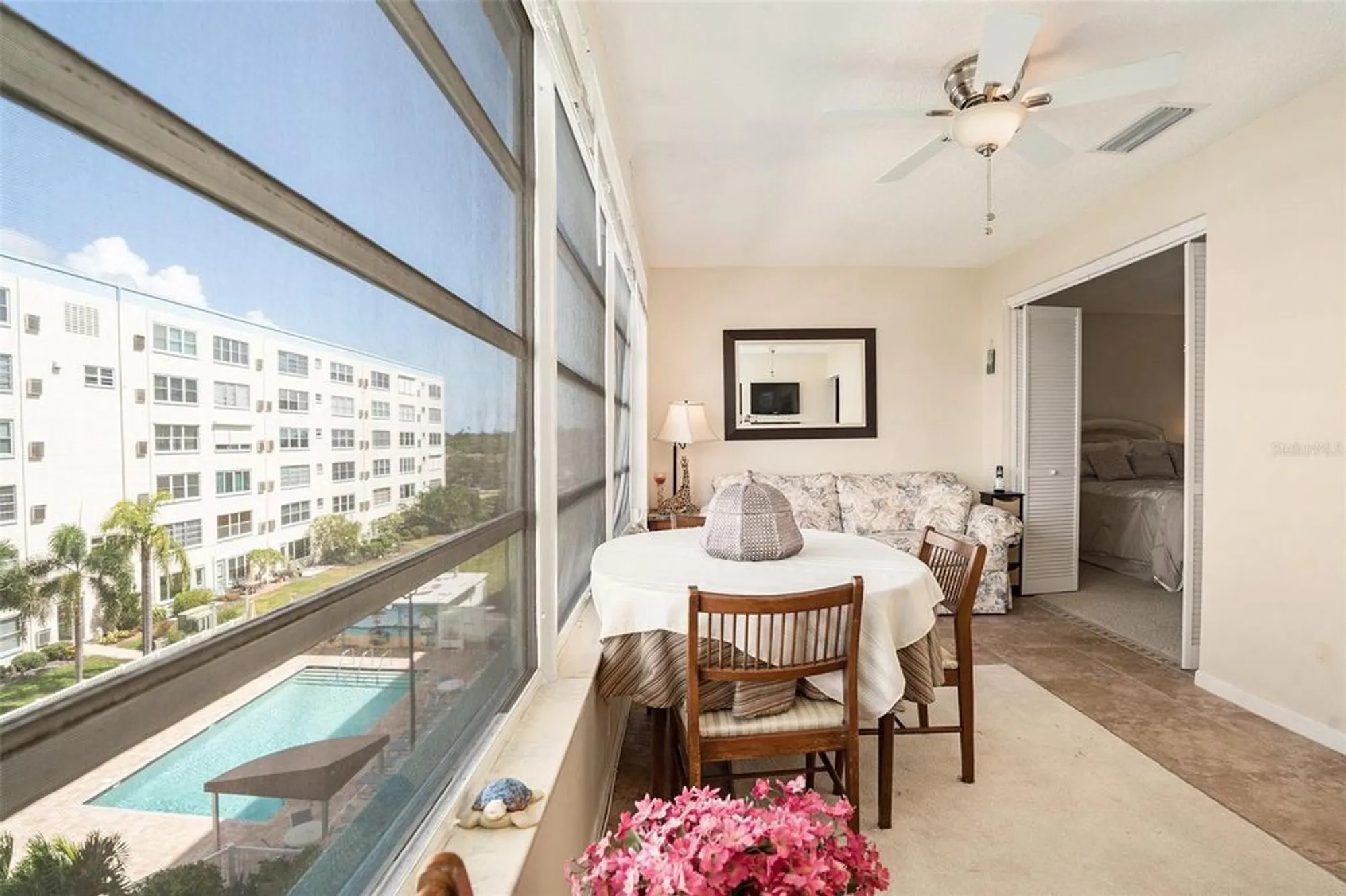 Property Slideshow image 16 of 41 | 2960 59th st 411, Gulfport, FL, 33707