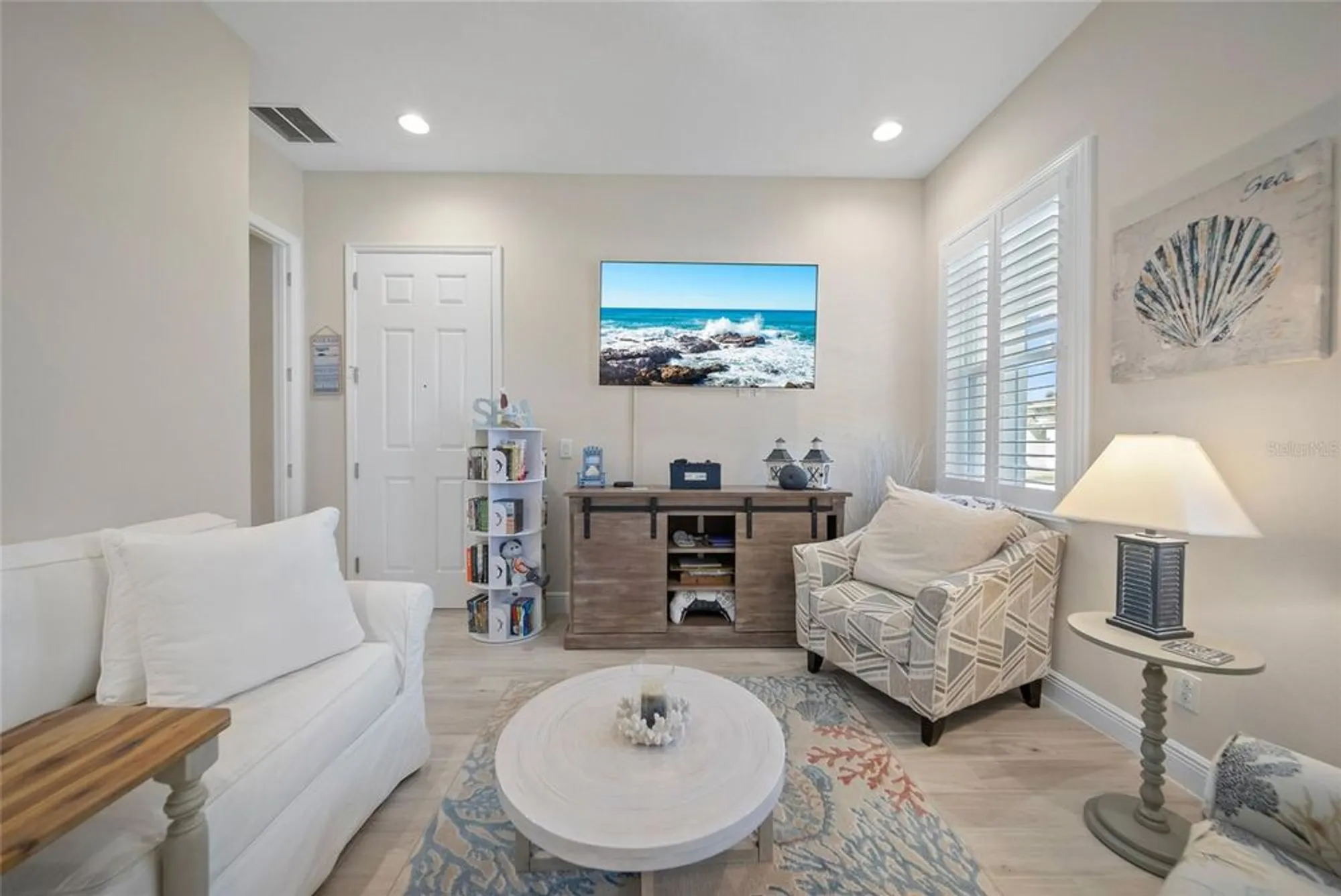 Property Slideshow image 11 of 61 | 1962 flora pass pl, Kissimmee, FL, 34747