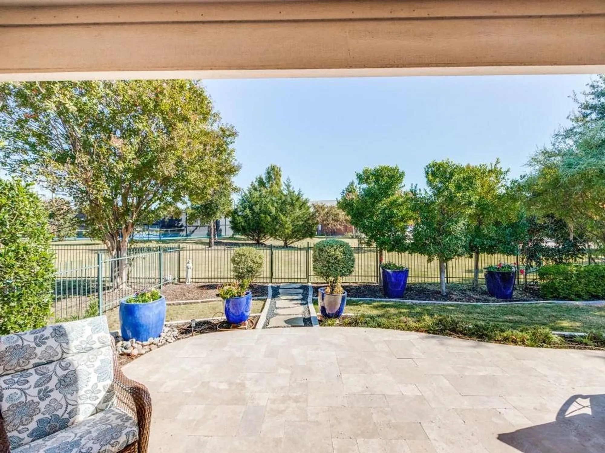 Property Slideshow image 25 of 37 | 7404 pasatiempo dr, Frisco, TX, 75036