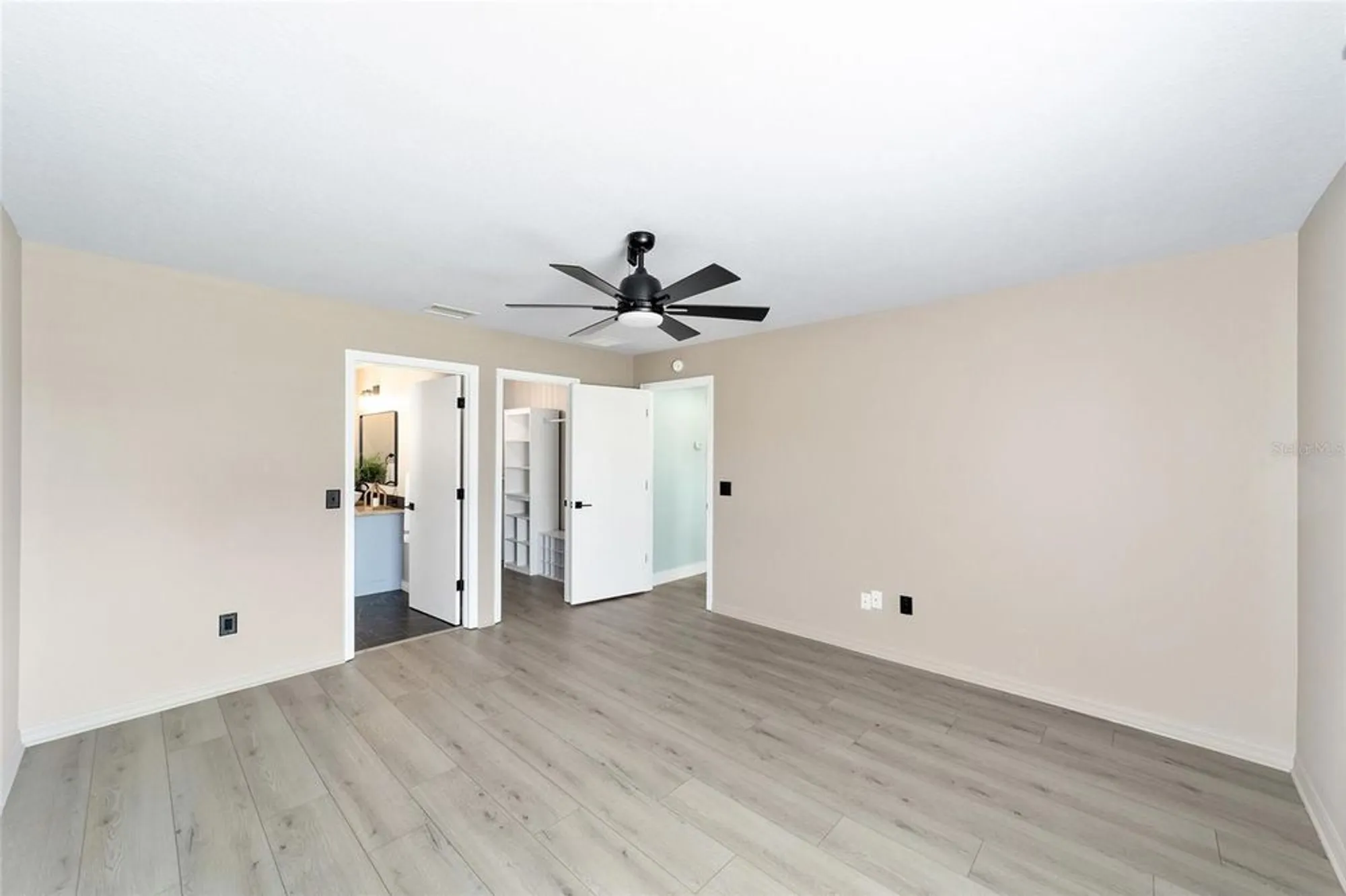 Property Slideshow image 18 of 36 | 2196 kerwood loop, The Villages, FL, 32162
