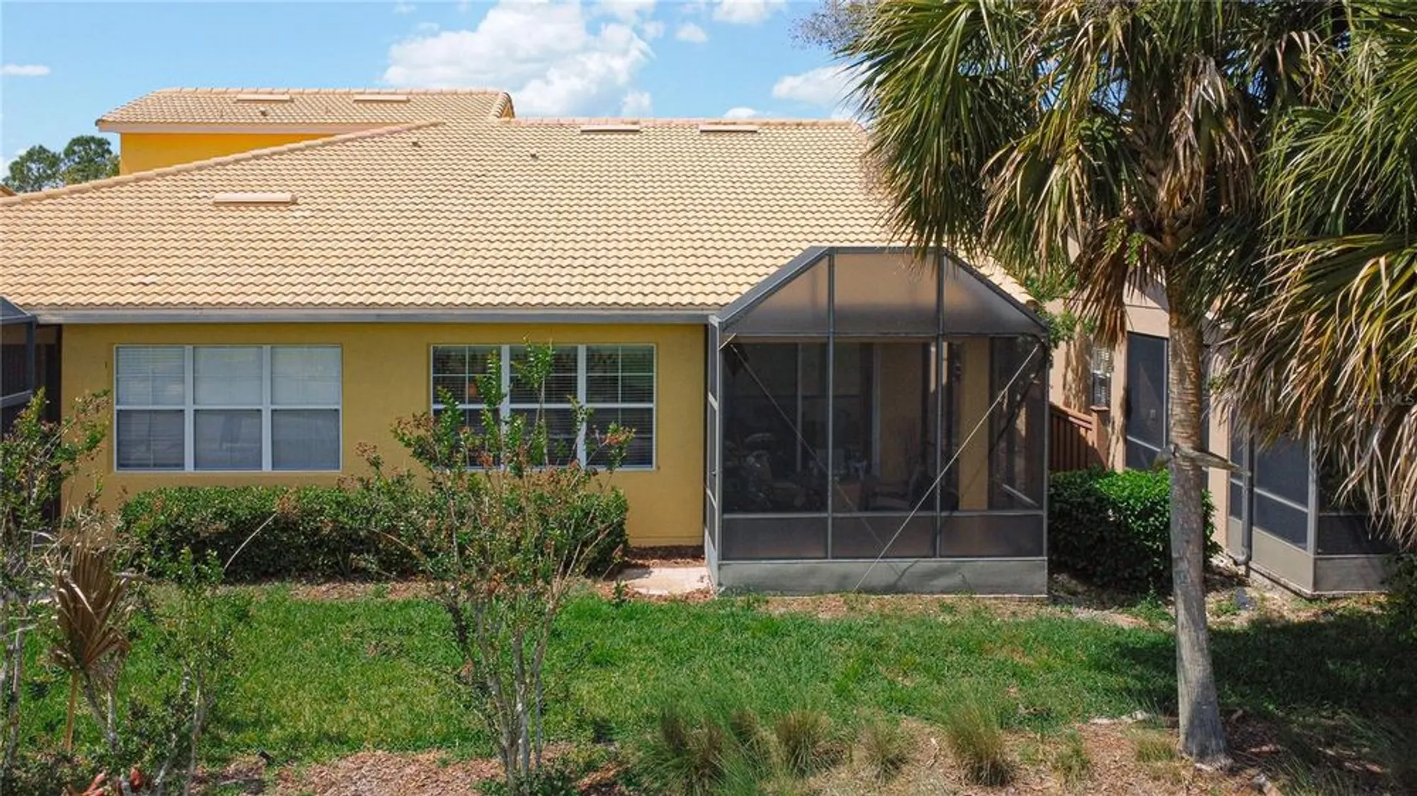 Property Slideshow image 40 of 46 | 2502 palm tree dr, Poinciana, FL, 34759