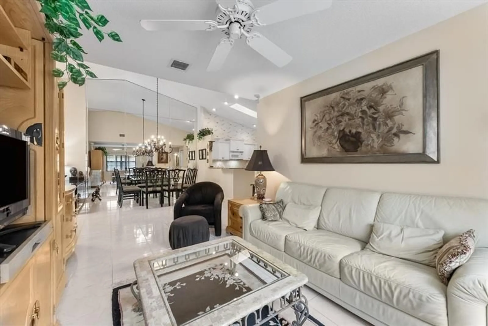 Property Slideshow image 18 of 53 | 8333 springlake dr a, Boca Raton, FL, 33496