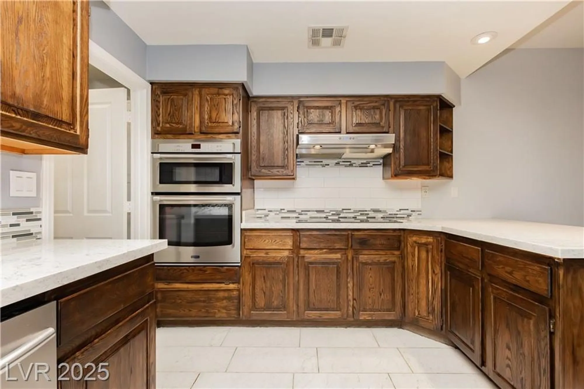 Property Slideshow image 8 of 30 | 5132 harvest moon ln, Las Vegas, NV, 89107