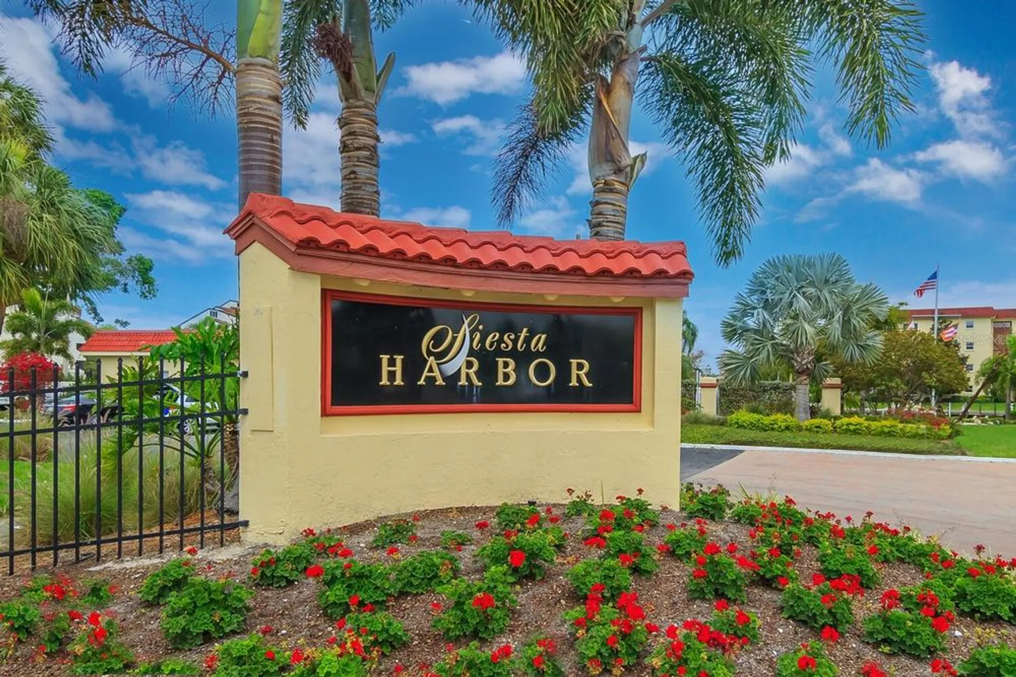 Property Slideshow image 45 of 45 | 1250 n portofino dr apt 304, Sarasota, FL, 34242