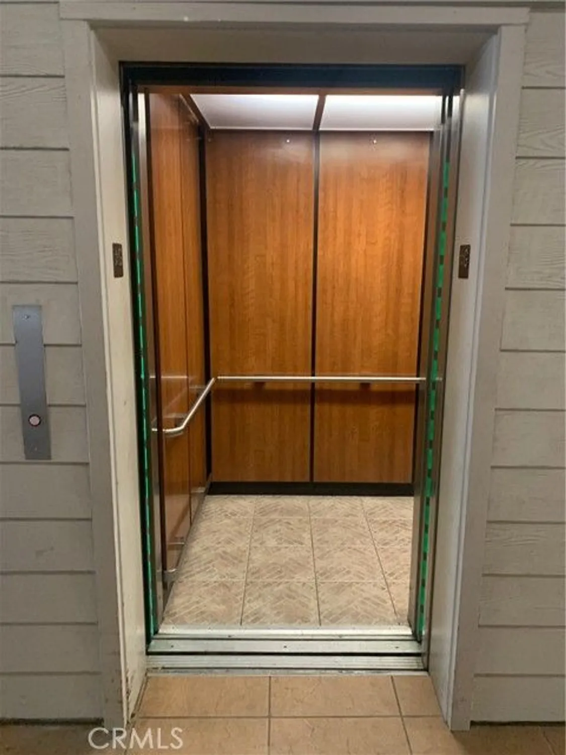 Property Slideshow image 24 of 30 | 2294 via puerta d, Laguna Woods, CA, 92637