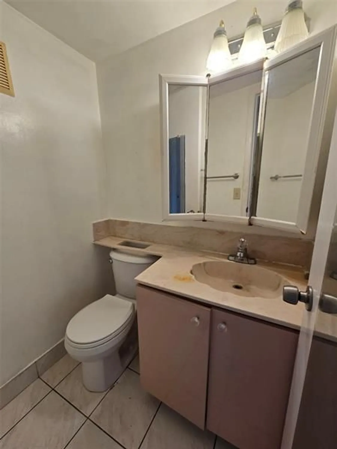 Property Slideshow image 6 of 59 | 4058 harwood e unit e, Deerfield Beach, FL, 33442