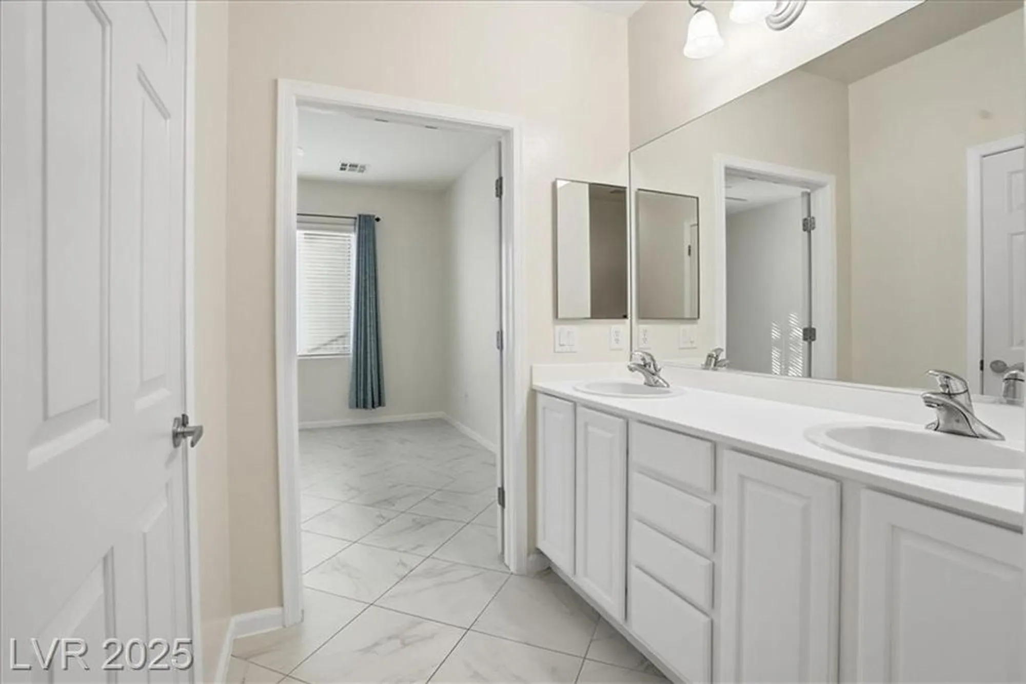 Property Slideshow image 13 of 34 | 2508 nashira st, Henderson, NV, 89044