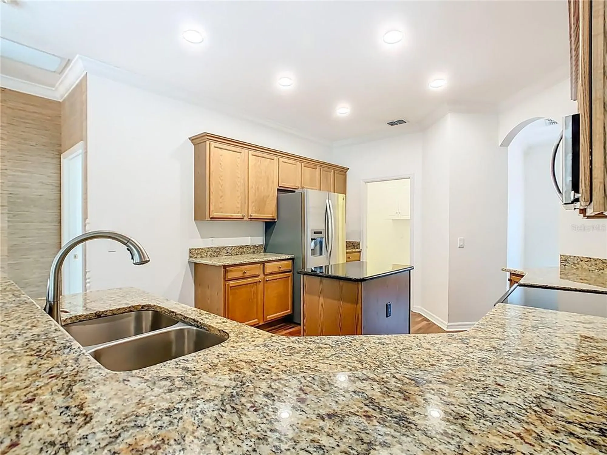 Property Slideshow image 19 of 50 | 525 shorehaven dr, Poinciana, FL, 34759