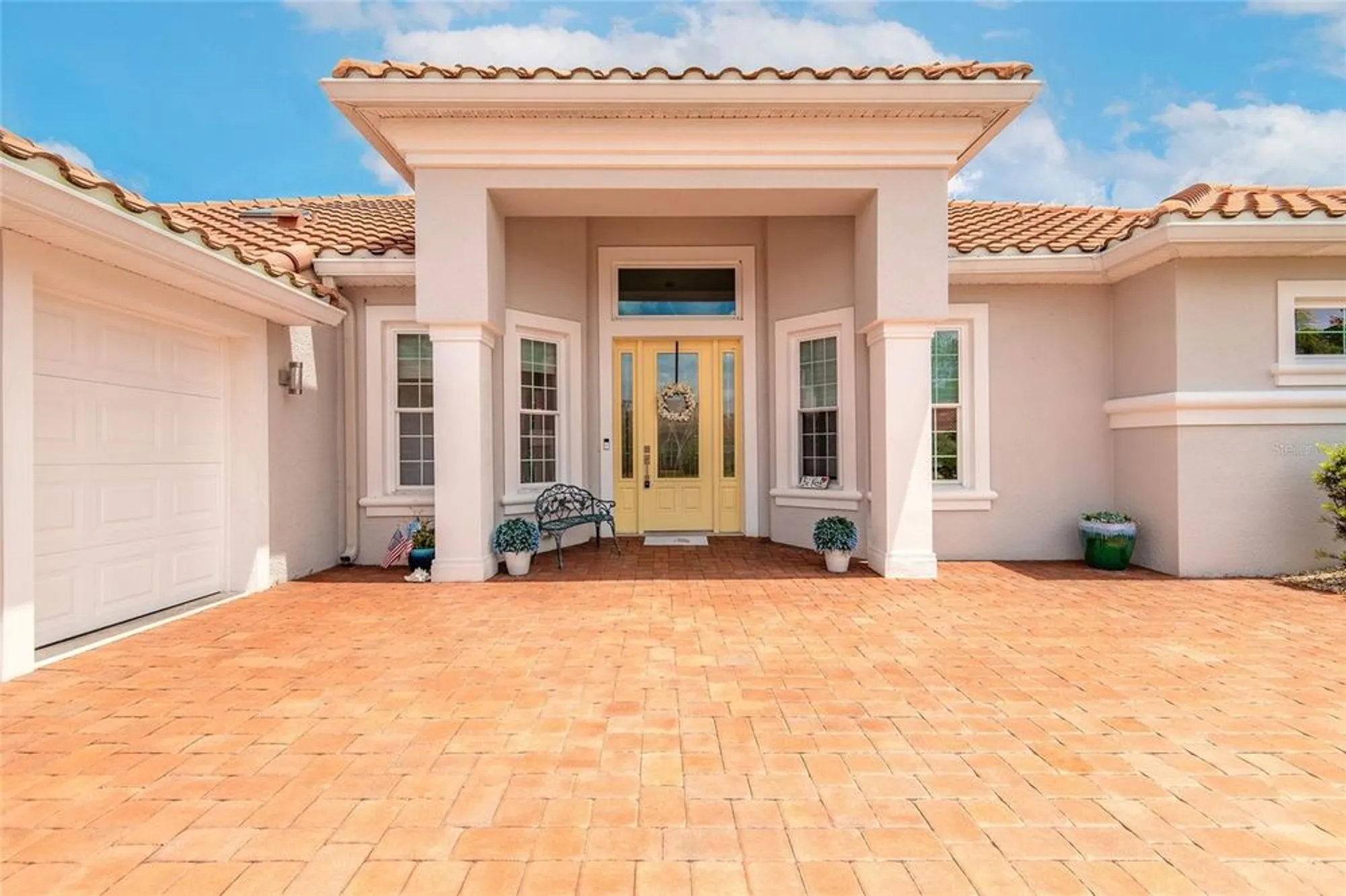 Property Slideshow image 5 of 67 | 2816 e venetian lake cir, New Smyrna Beach, FL, 32168