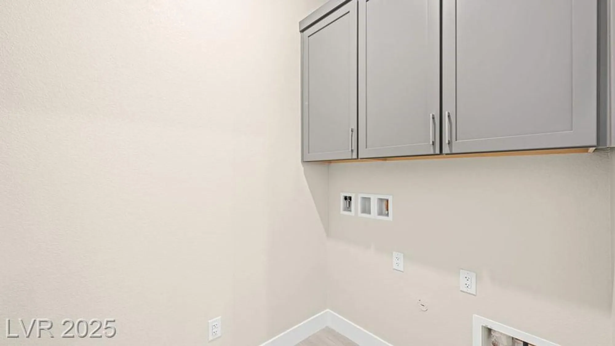 Property Slideshow image 18 of 48 | 237 paraggi bay dr, Henderson, NV, 89011