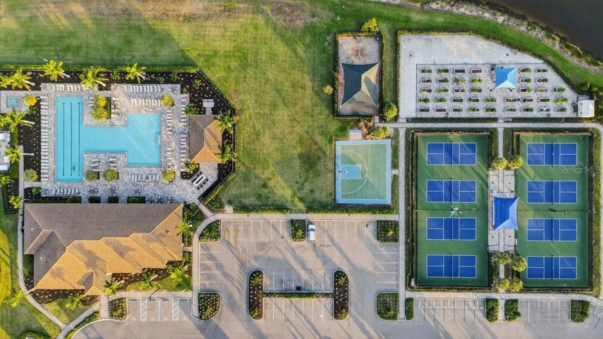 Property Slideshow image 30 of 42 | 6099 erice st, Venice, FL, 34293