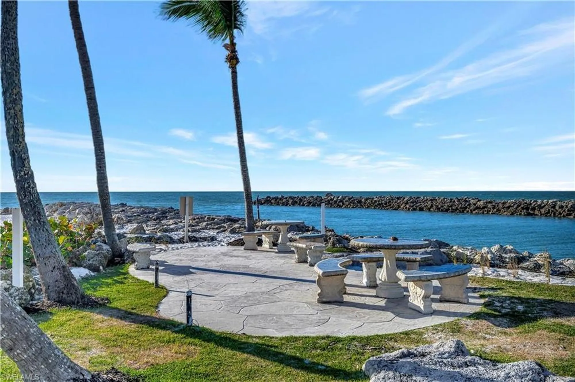 Property Slideshow image 25 of 28 | 2246 gulf shore blvd l2, Naples, FL, 34102