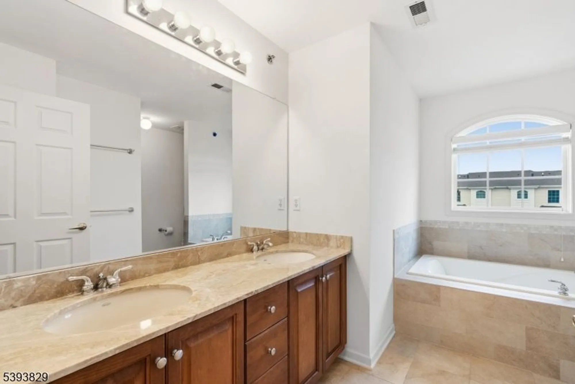 Property Slideshow image 23 of 40 | 613 maple ct, Garwood, NJ, 07027