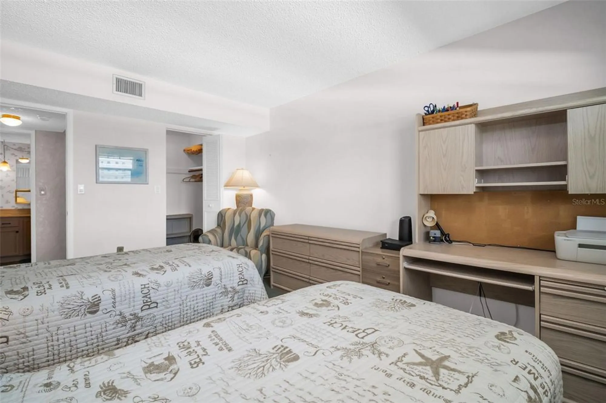 Property Slideshow image 23 of 28 | 5980 shore blvd 403, Gulfport, FL, 33707