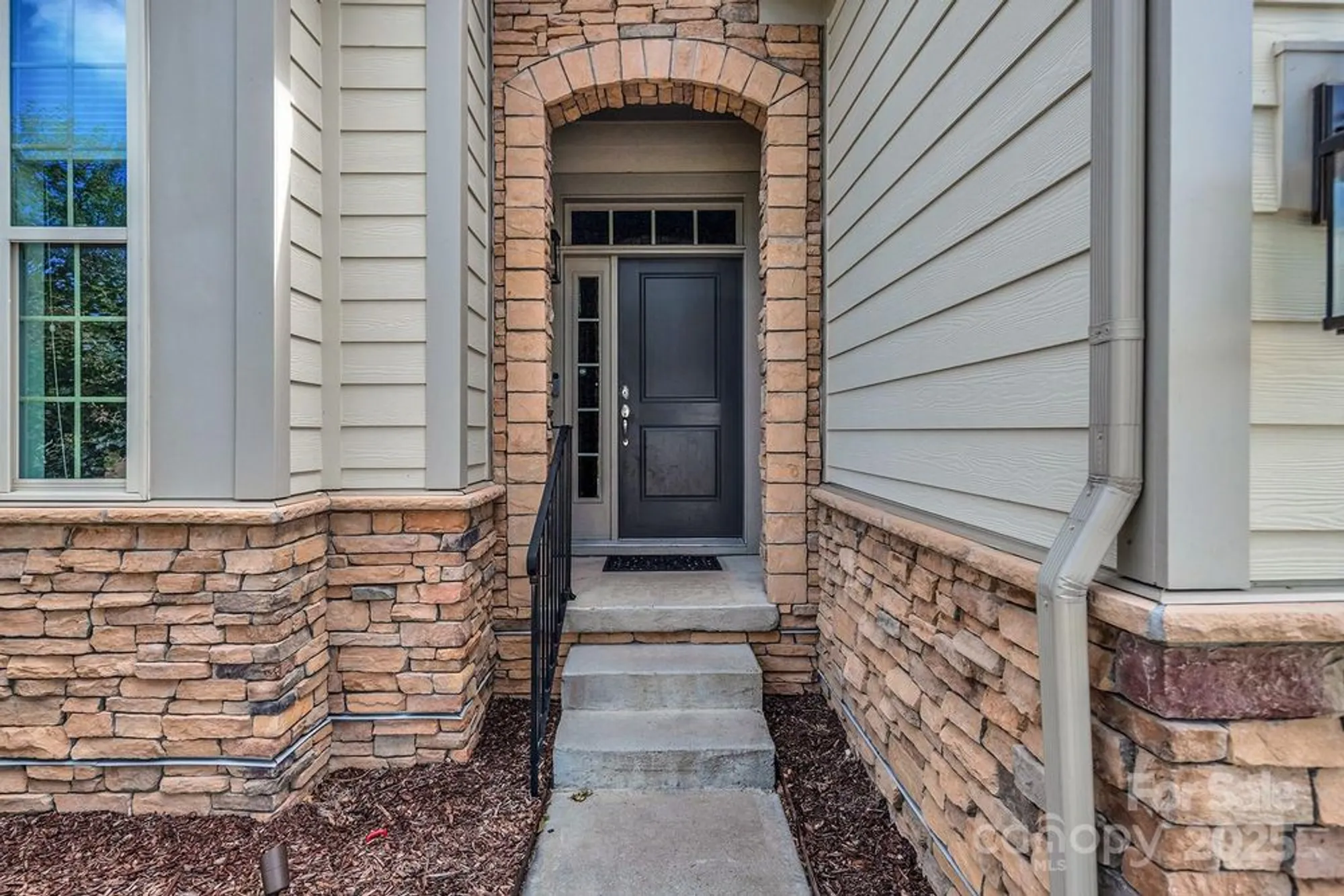 Property Slideshow image 3 of 44 | 14008 little spring ct, Charlotte, NC, 28278