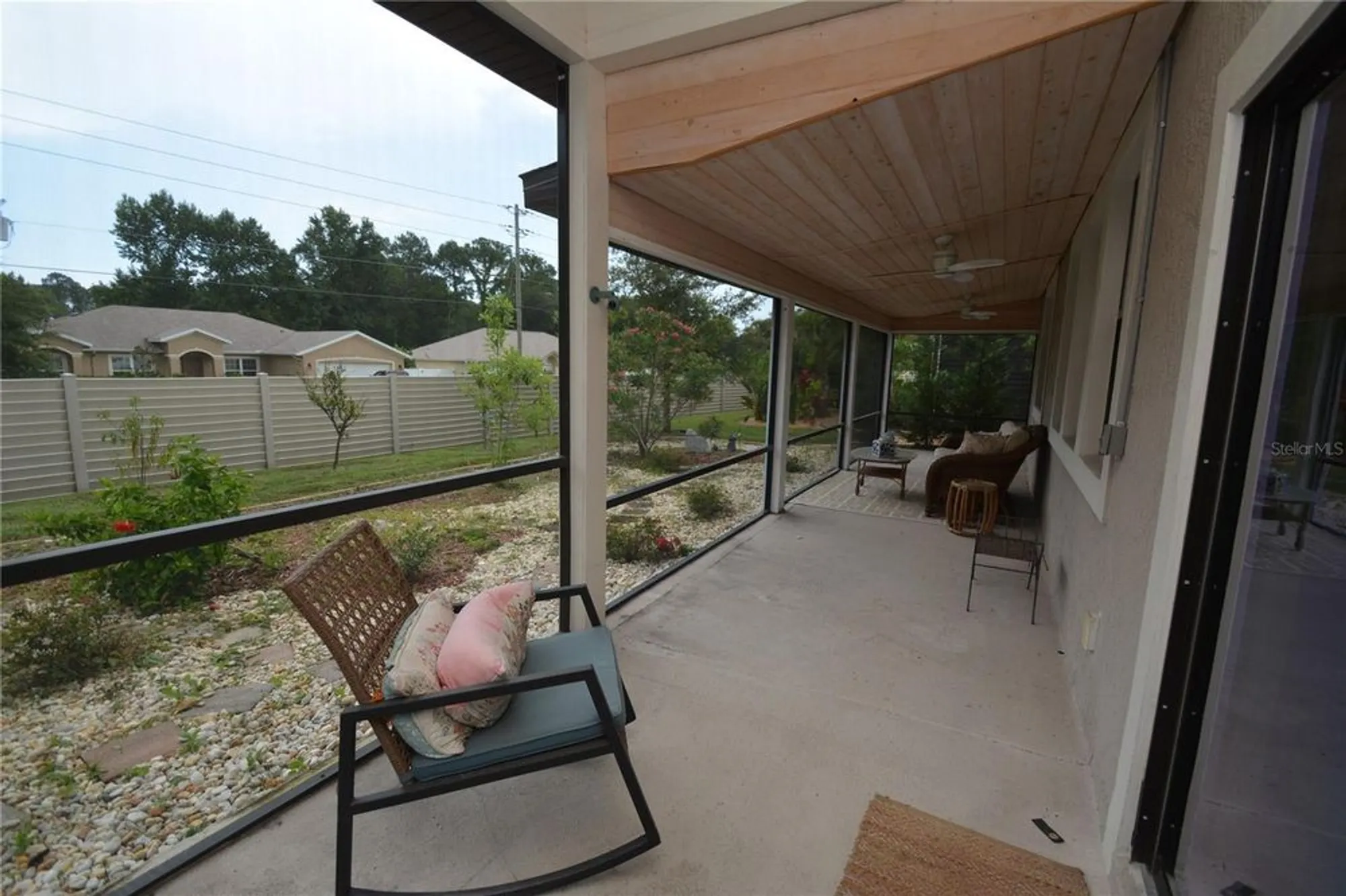 Property Slideshow image 15 of 35 | 61 green cir, Palm Coast, FL, 32164