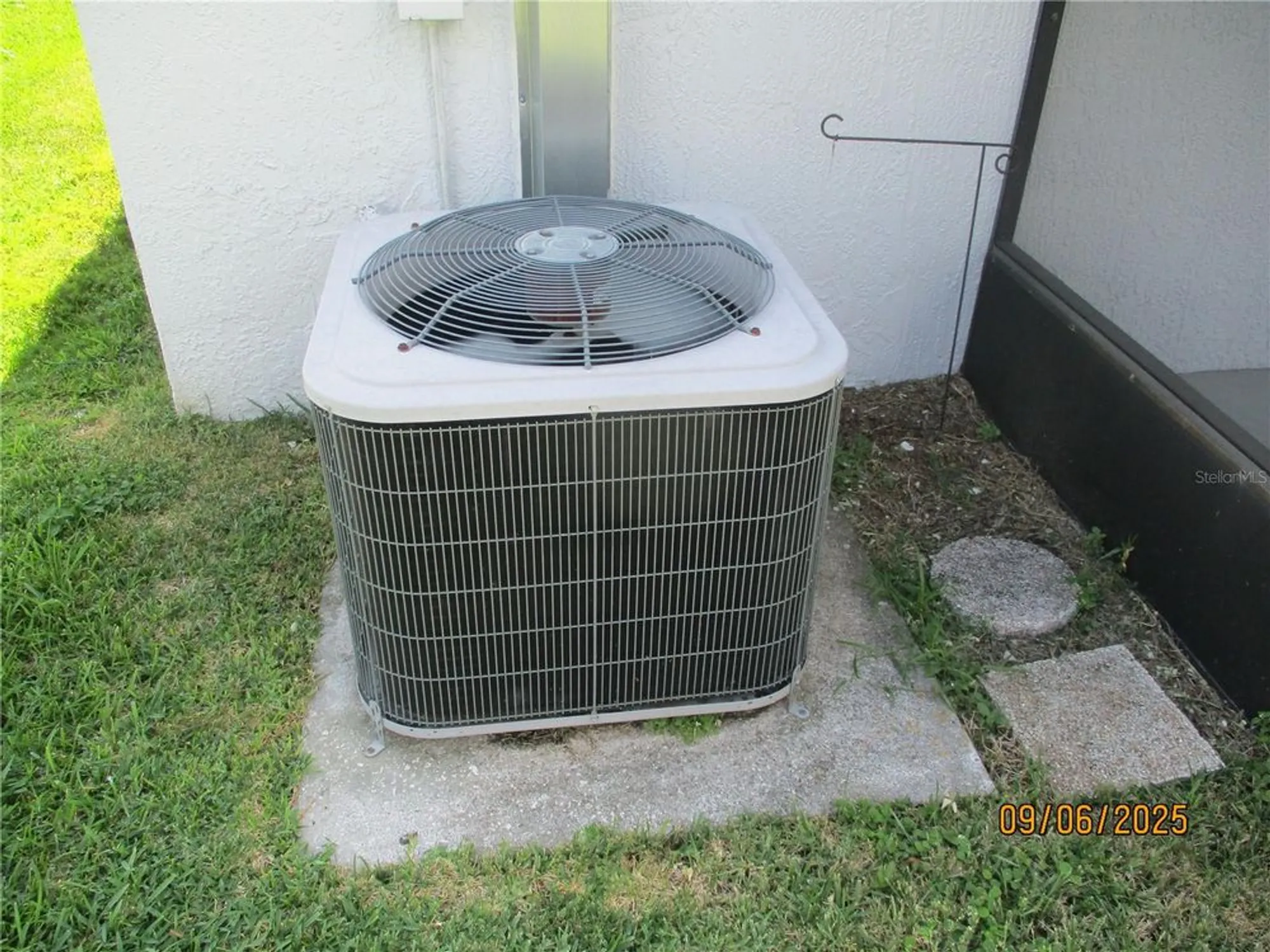 Property Slideshow image 10 of 60 | 6143 crane dr, Lakeland, FL, 33809