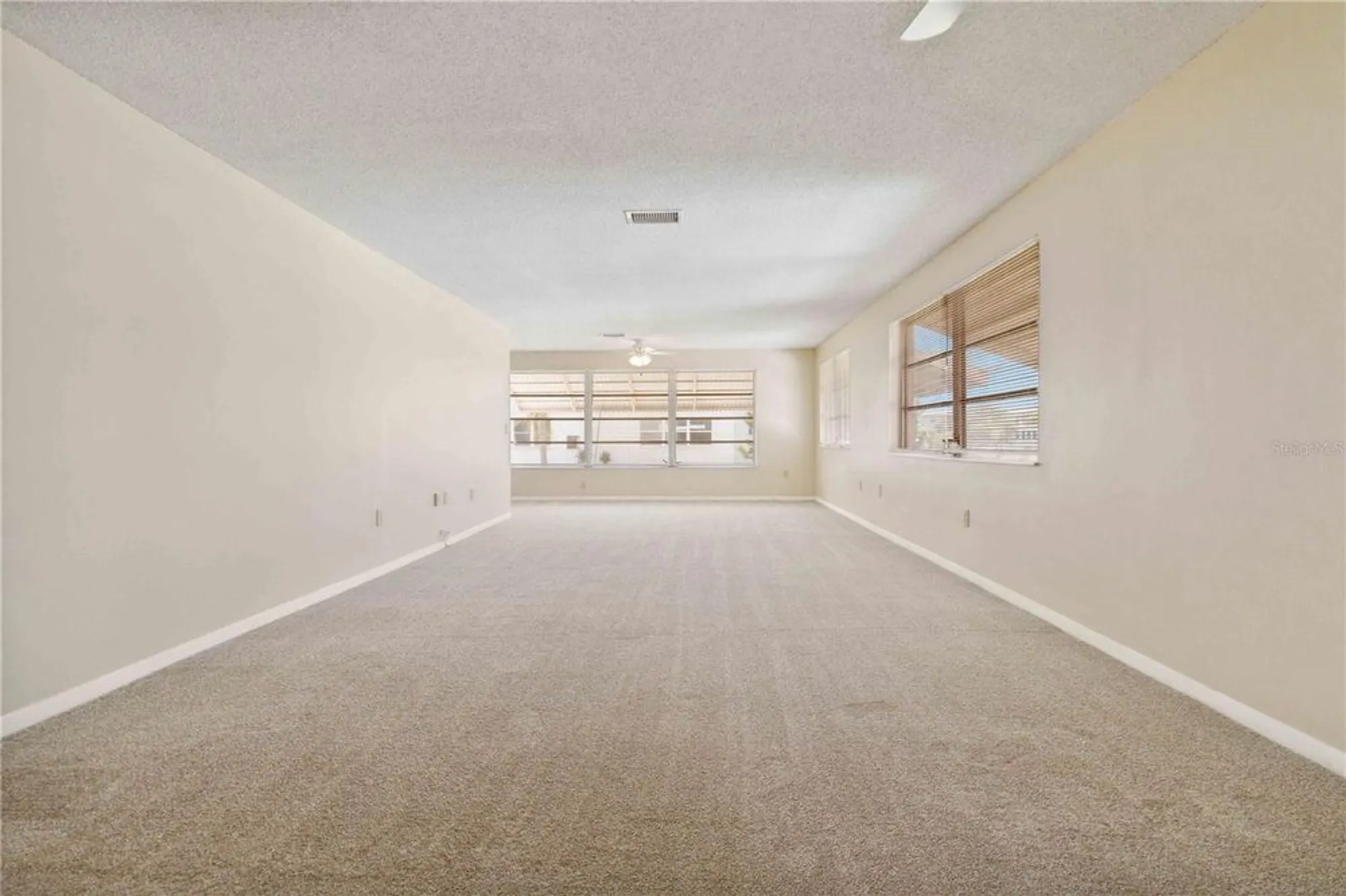 Property Slideshow image 13 of 30 | 5623 80th st n unit 202, St Petersburg, FL, 33709