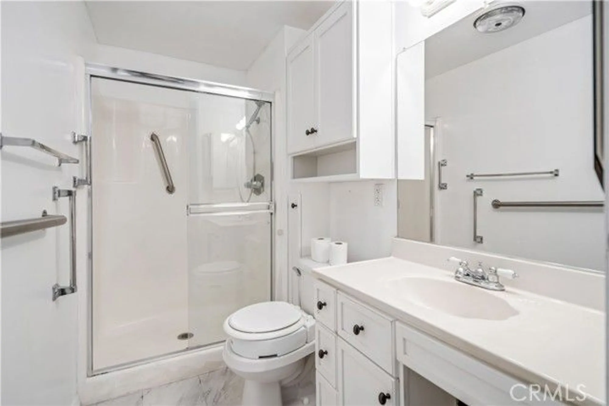 Property Slideshow image 16 of 30 | 19427 oak crossing rd, Newhall, CA, 91321