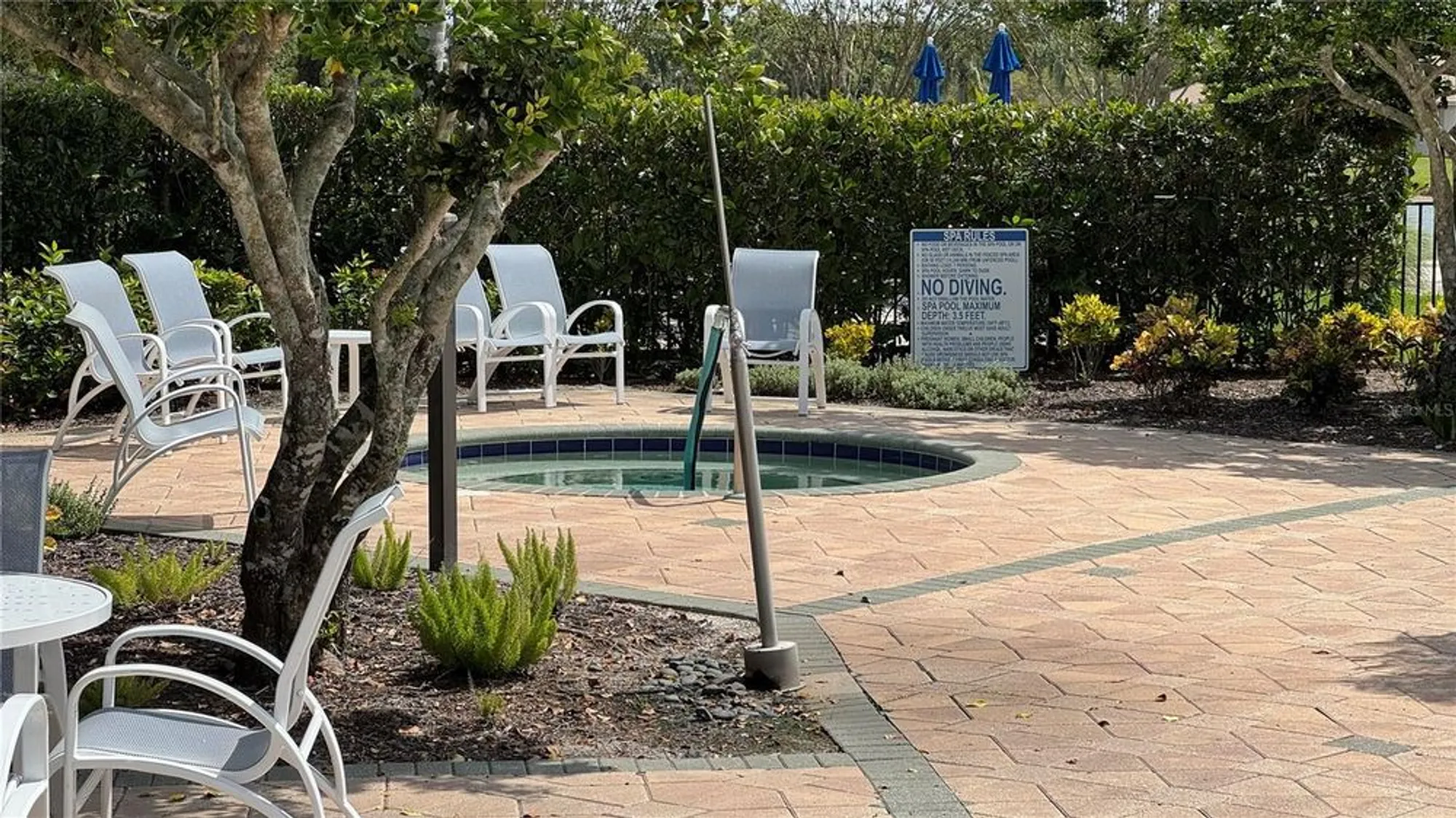 Property Slideshow image 4 of 24 | 8228 simpson falls ct, Sarasota, FL, 34243