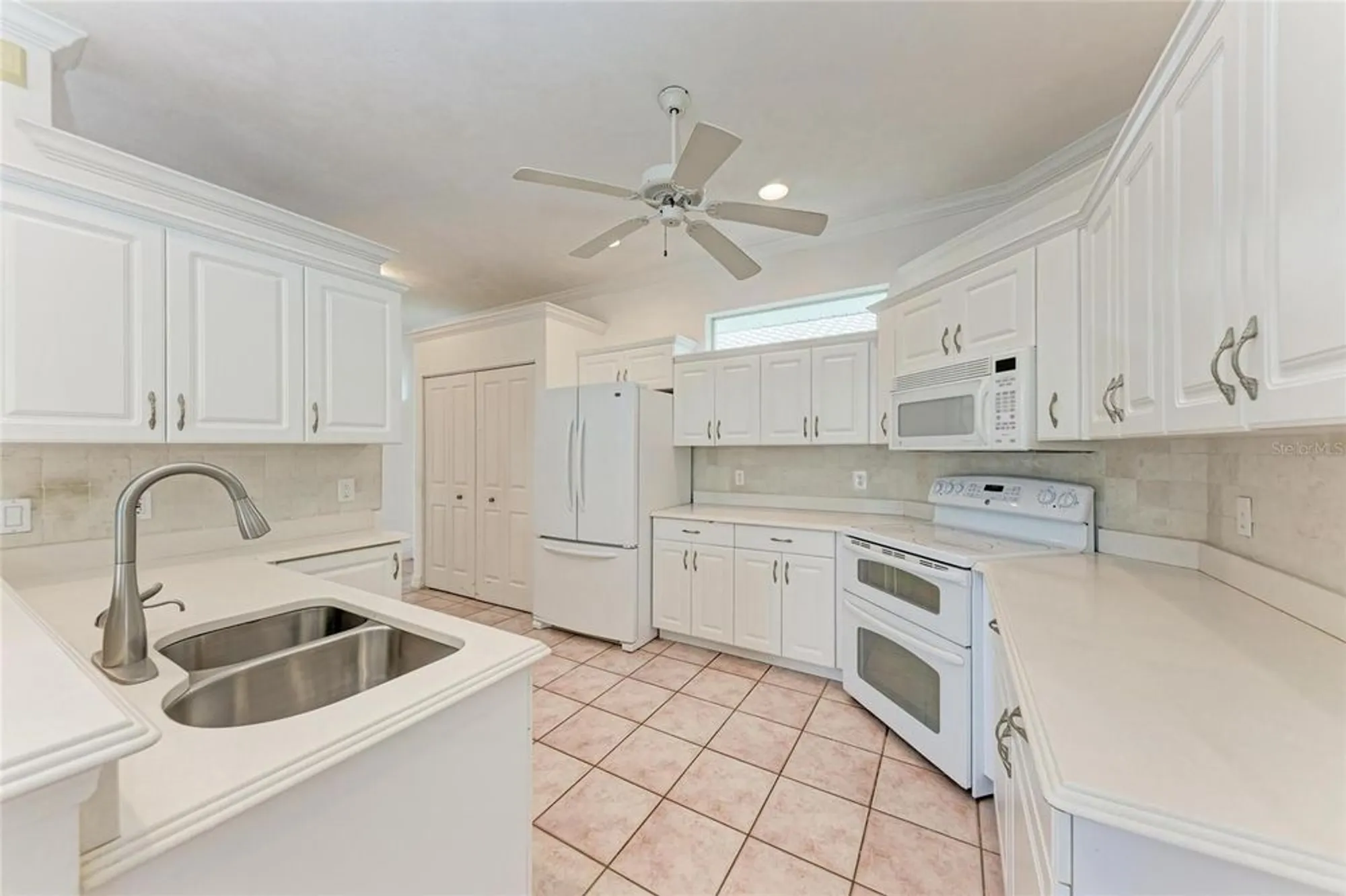 Property Slideshow image 12 of 53 | 585 khyber ln, Venice, FL, 34293