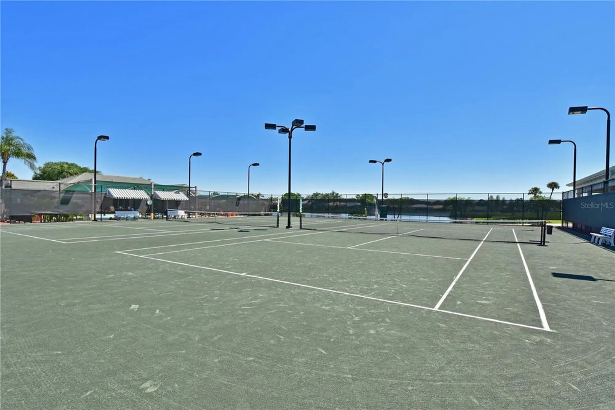 Property Slideshow image 48 of 70 | 6904 drewrys blf apt 803, Bradenton, FL, 34203