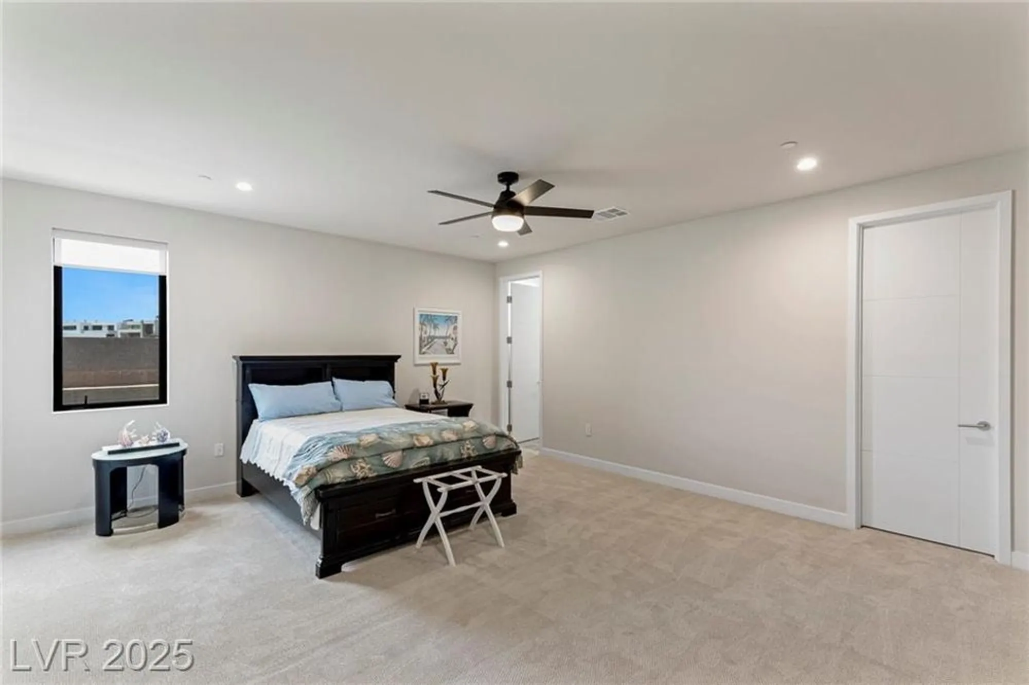 Property Slideshow image 41 of 85 | 53 falling ridge ln, Henderson, NV, 89011