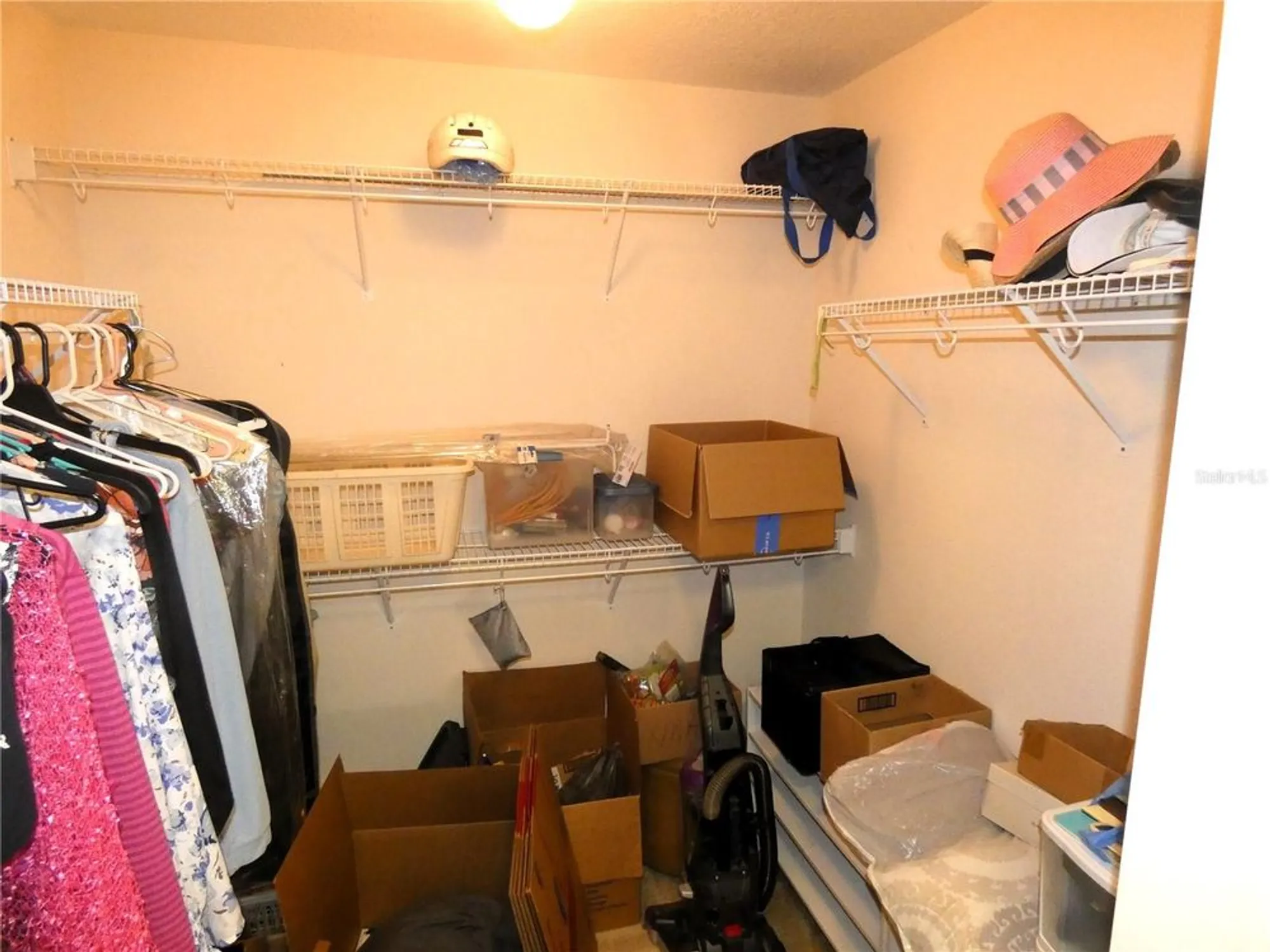 Property Slideshow image 26 of 39 | 751 old oaks ln, Leesburg, FL, 34748