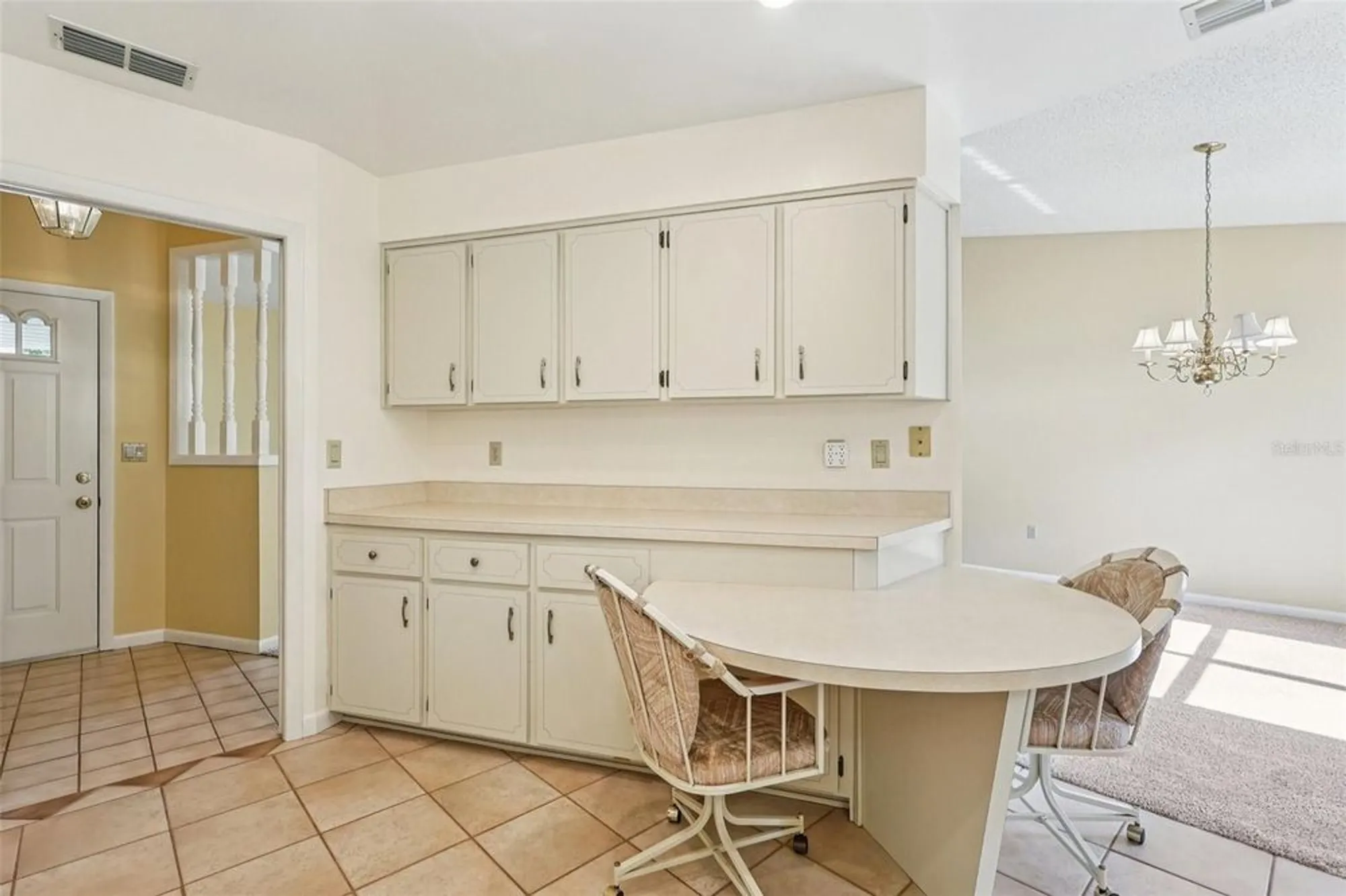 Property Slideshow image 18 of 38 | 305 brigadoon cir, Leesburg, FL, 34788